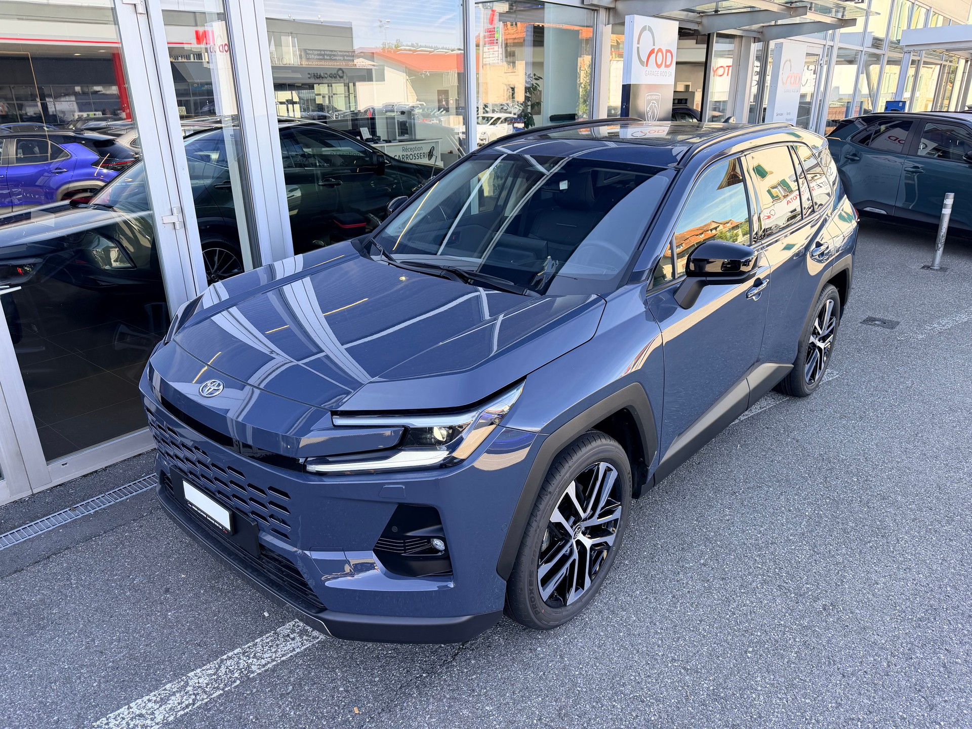 TOYOTA RAV-4 2.5 HSD Premium e-CVT AWD