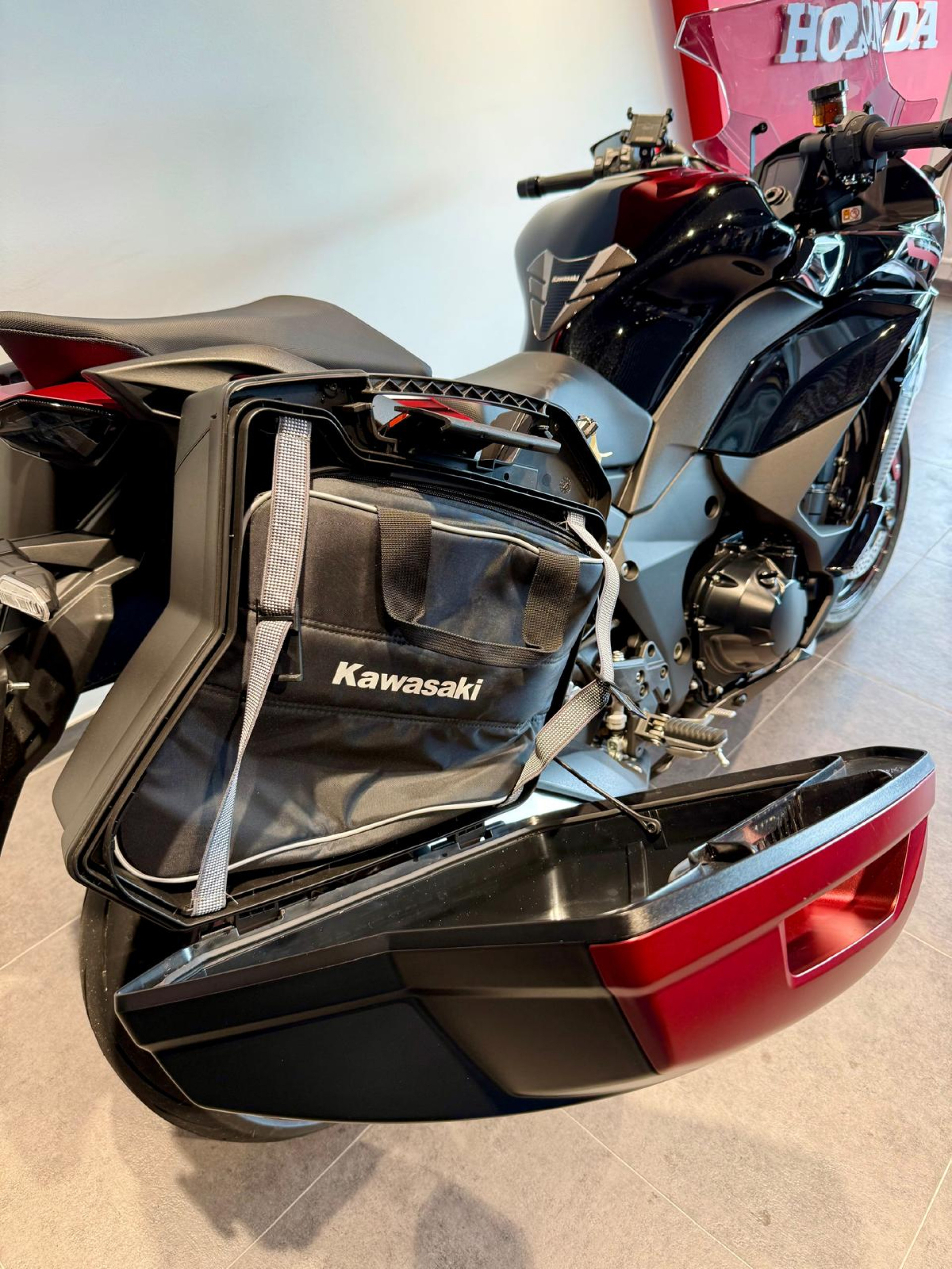 KAWASAKI Ninja 1000 SX Tourer-image-3
