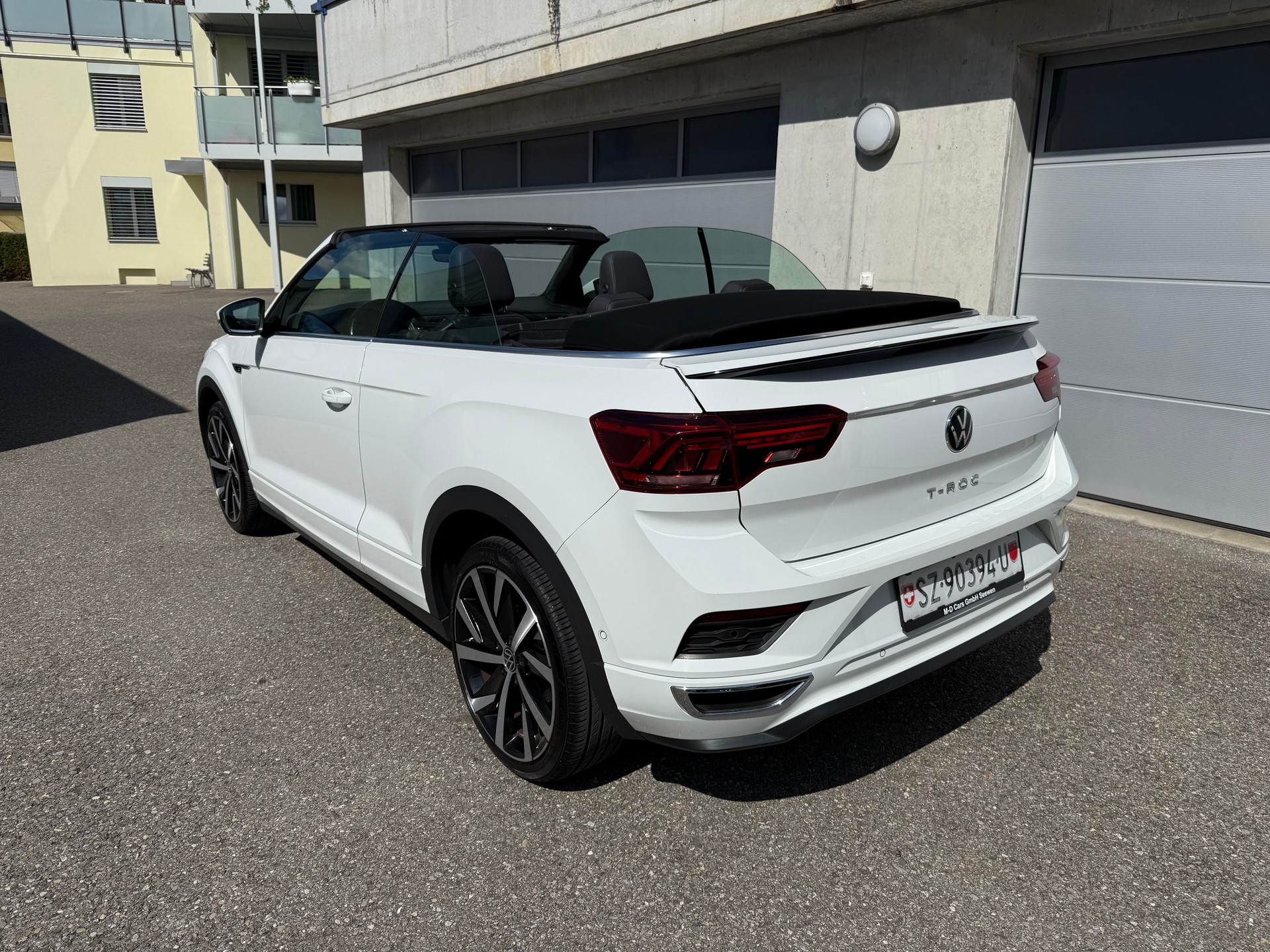 VW T-Roc Cabriolet 1.5 TSI R-LINE EVO Advance DSG-image-5