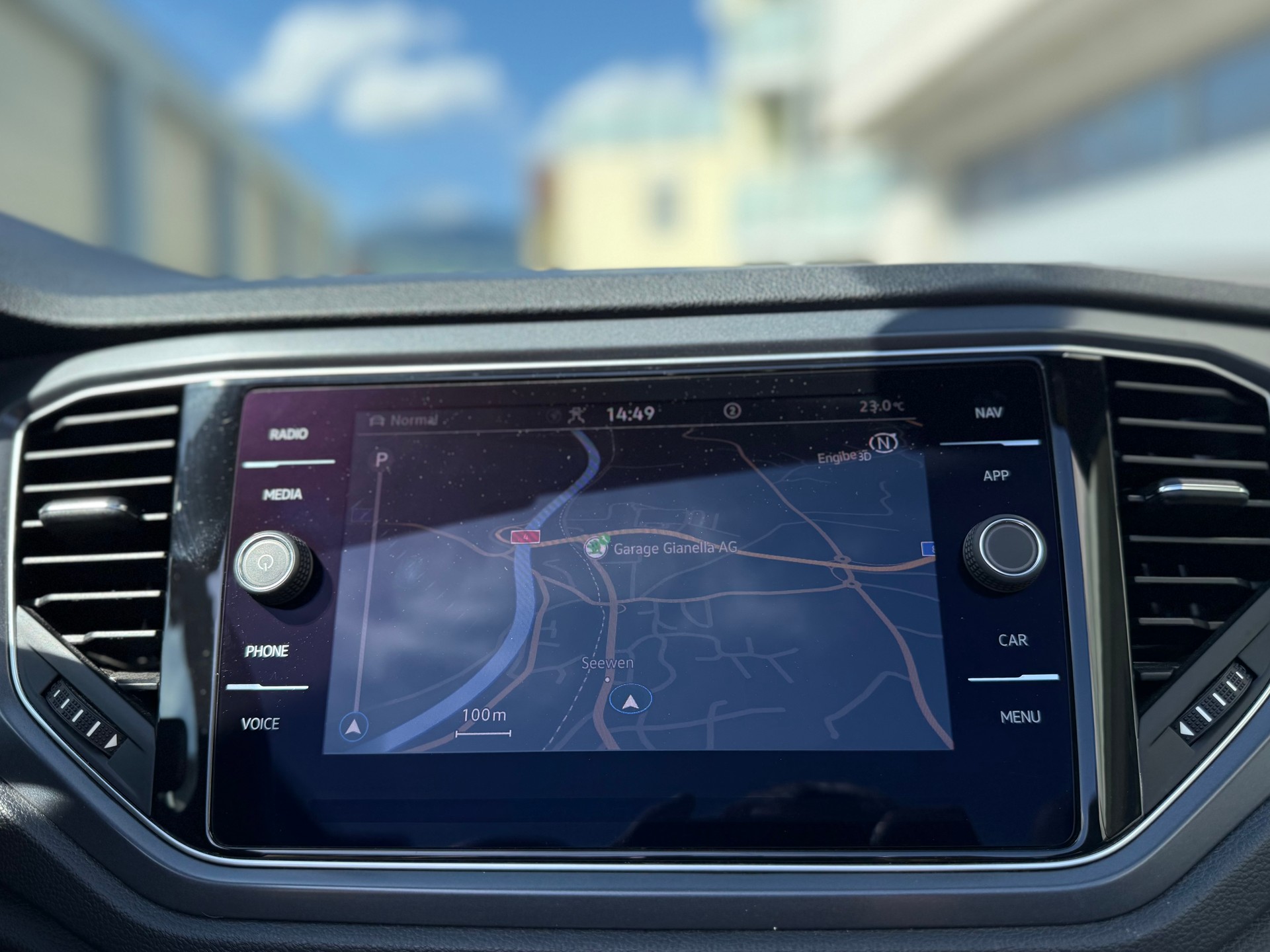VW T-Roc Cabriolet 1.5 TSI R-LINE EVO Advance DSG-image-19