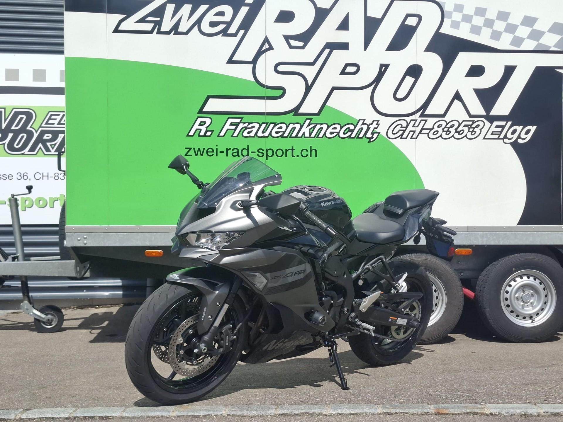 KAWASAKI NINJA ZX-4R-image-1