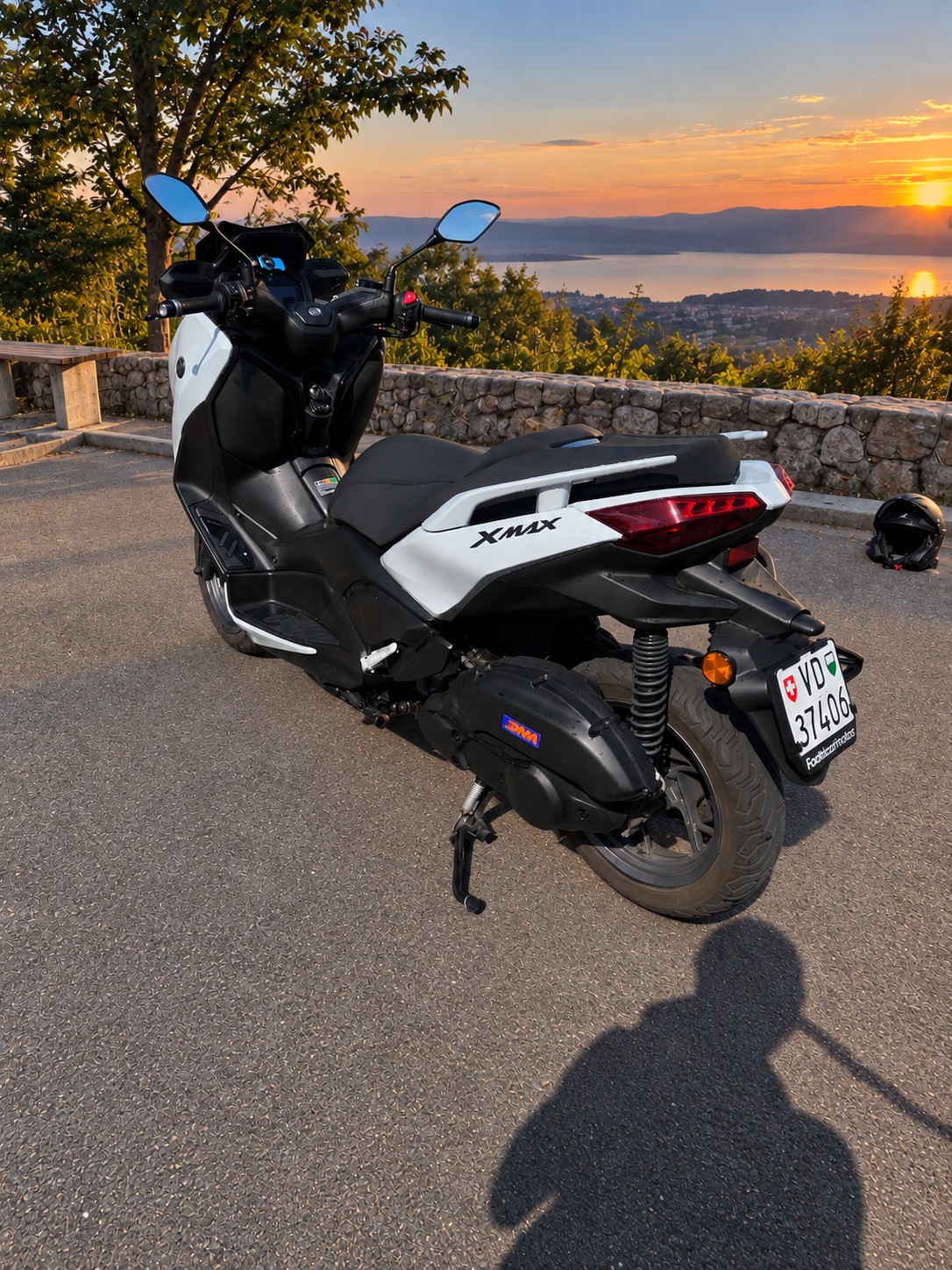 YAMAHA X-MAX-image-3