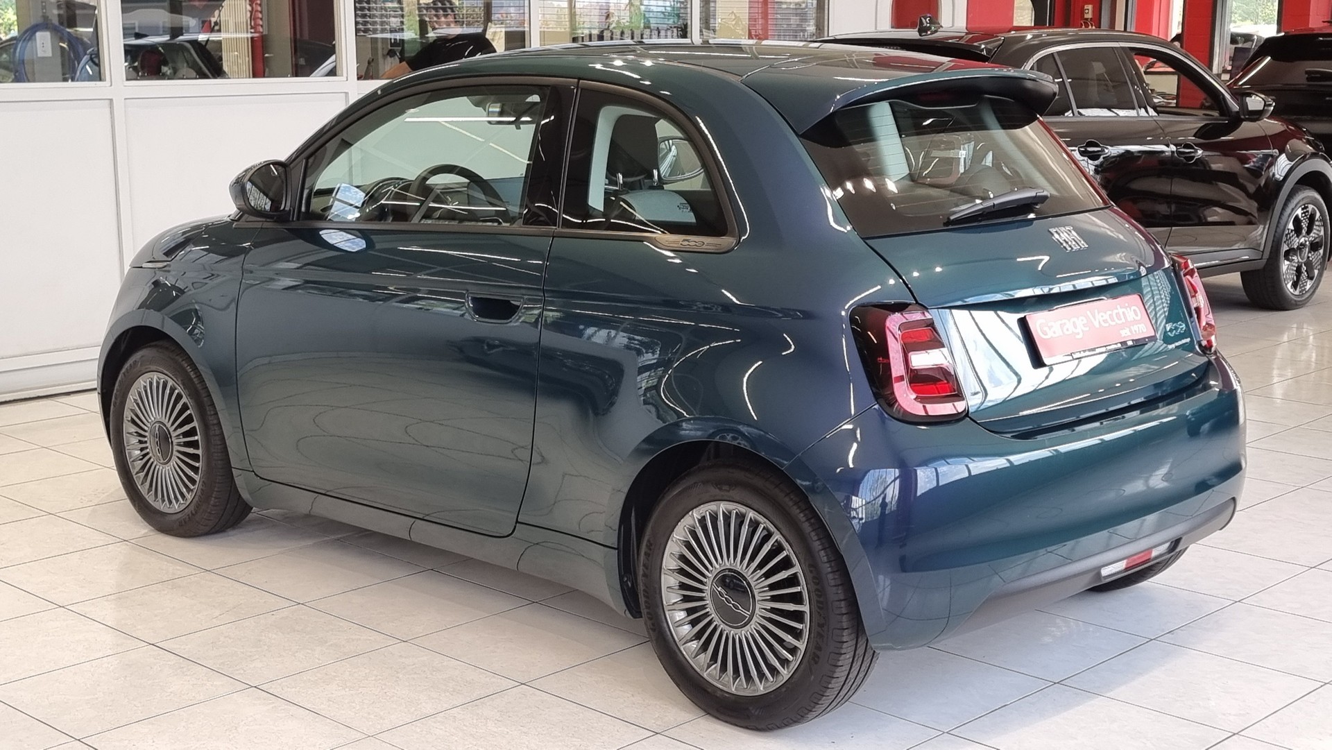 FIAT 500 Icon-showroom-element-3