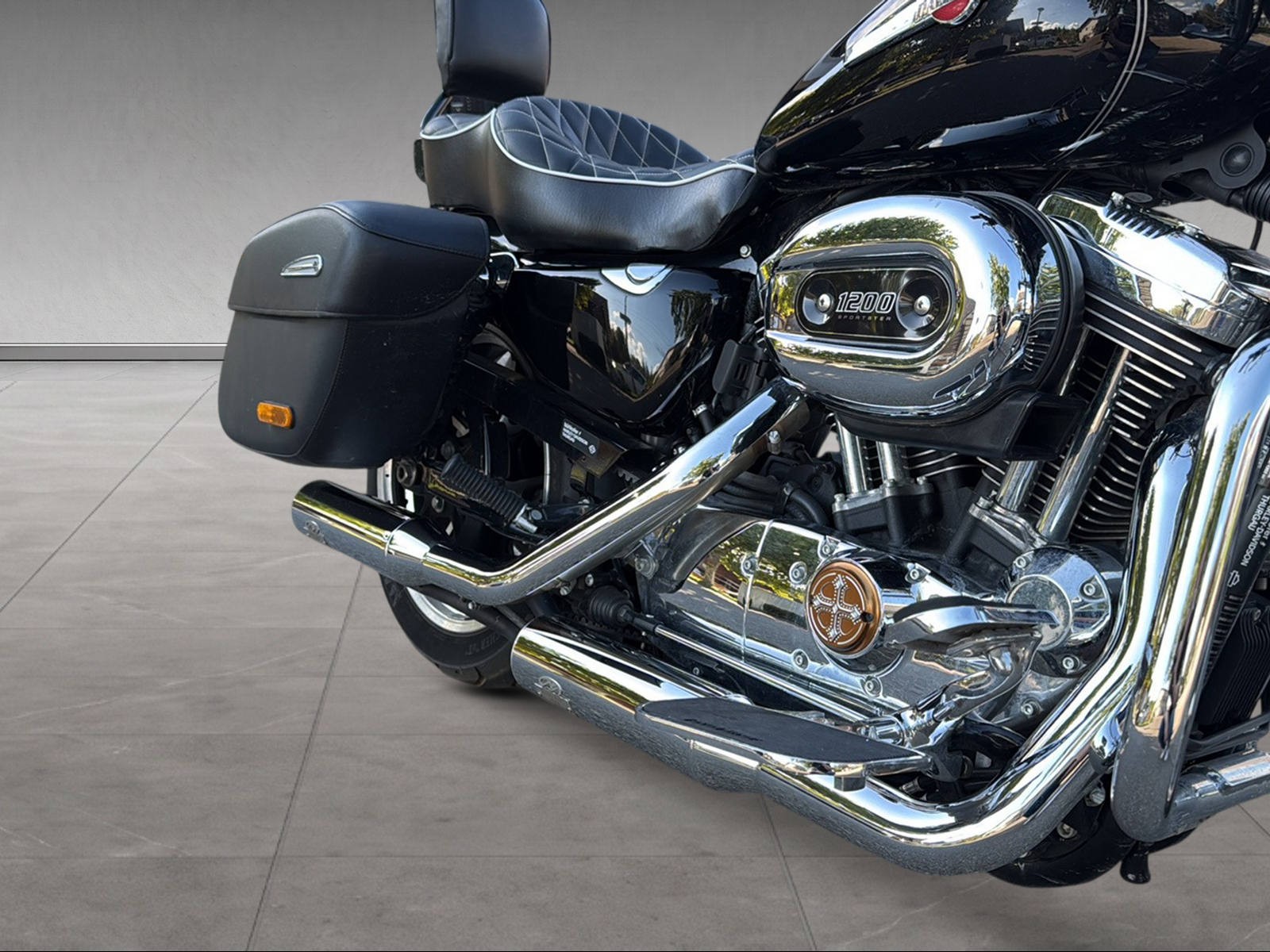 HARLEY-DAVIDSON XL 1200 T Super Low ABS-image-8