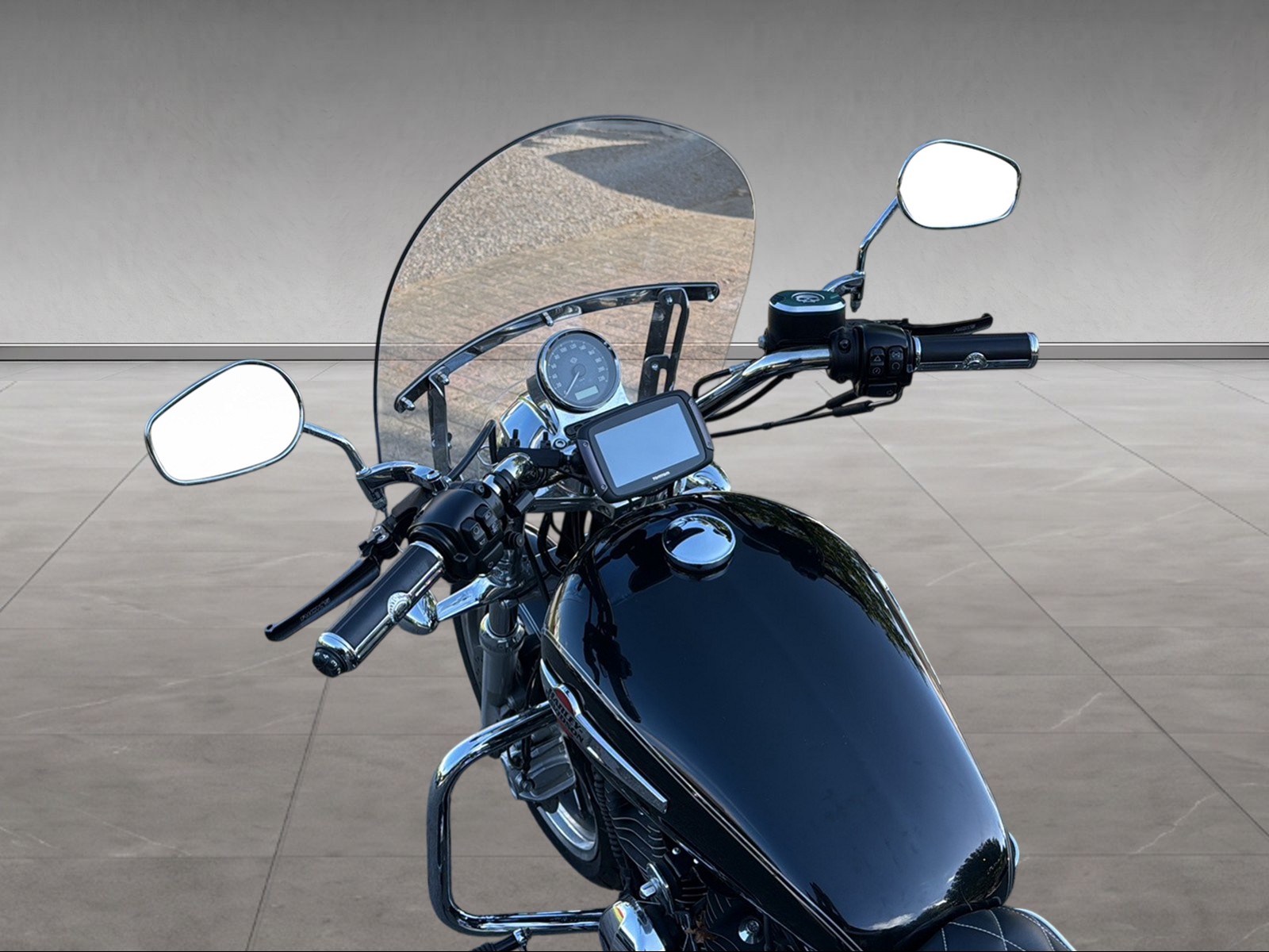 HARLEY-DAVIDSON XL 1200 T Super Low ABS-image-3