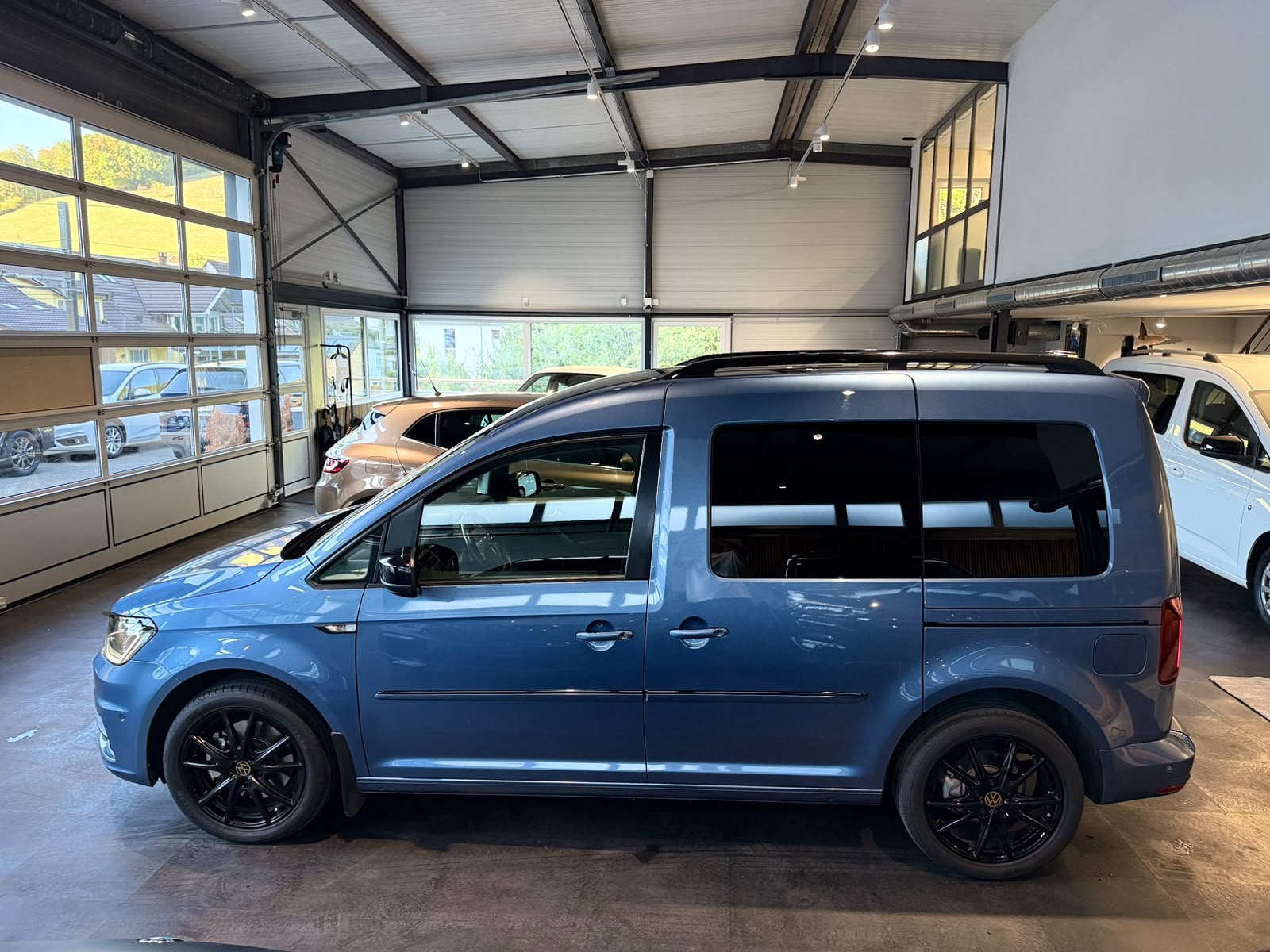 VW Caddy 2.0 TDI Edition 35 DSG-showroom-element-1