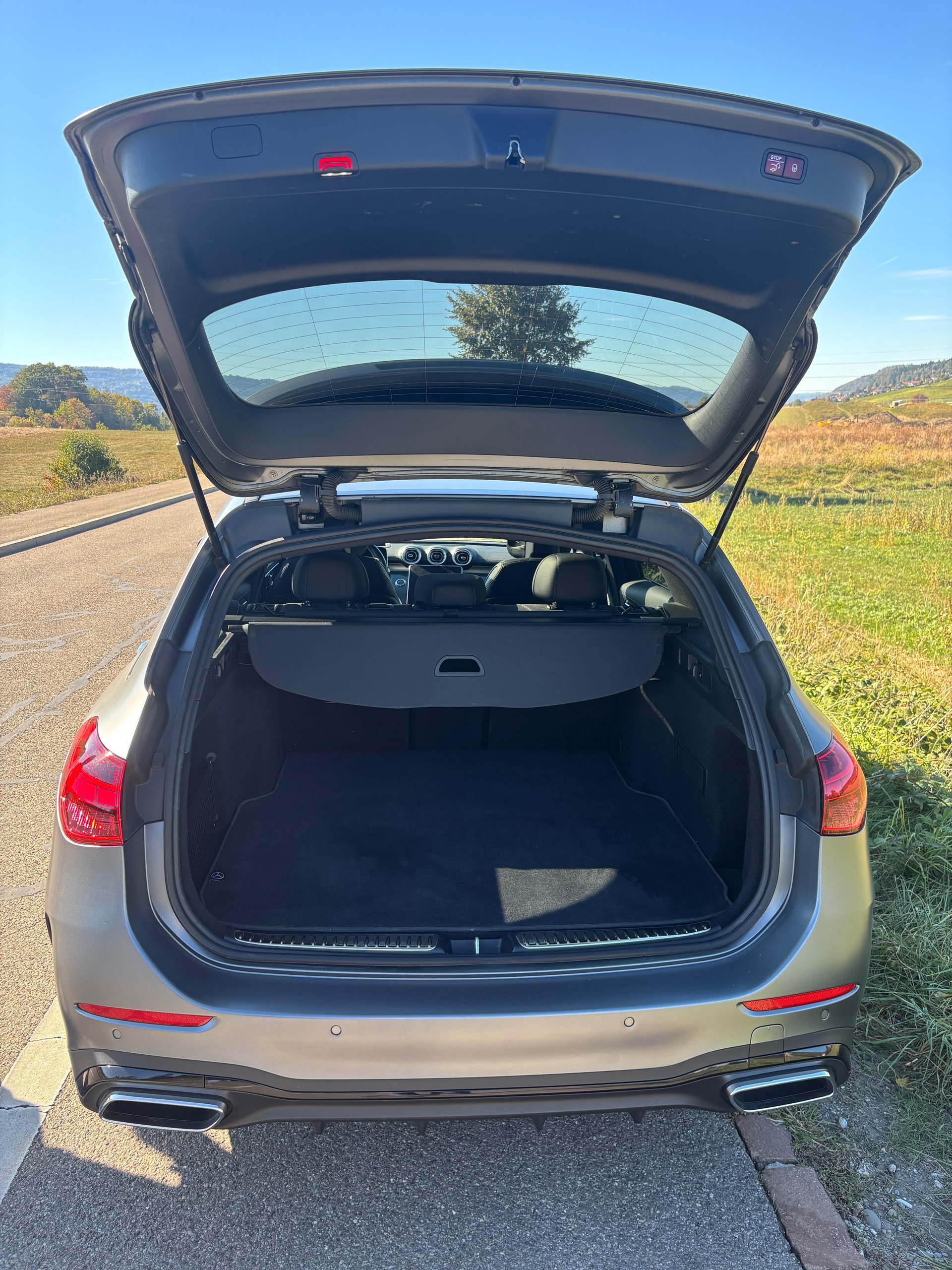 MERCEDES-BENZ C 300 AMG Line 4matic-image-4