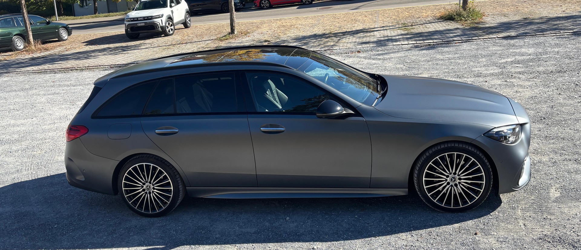 MERCEDES-BENZ C 300 AMG Line 4matic-image-3