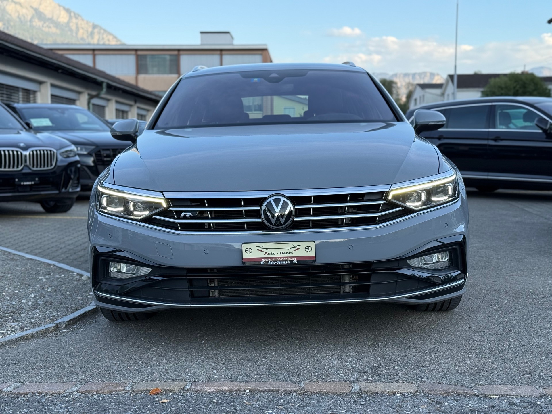 VW Passat Variant 2.0 TDI 200 Elegance DSG 4m-showroom-element-3