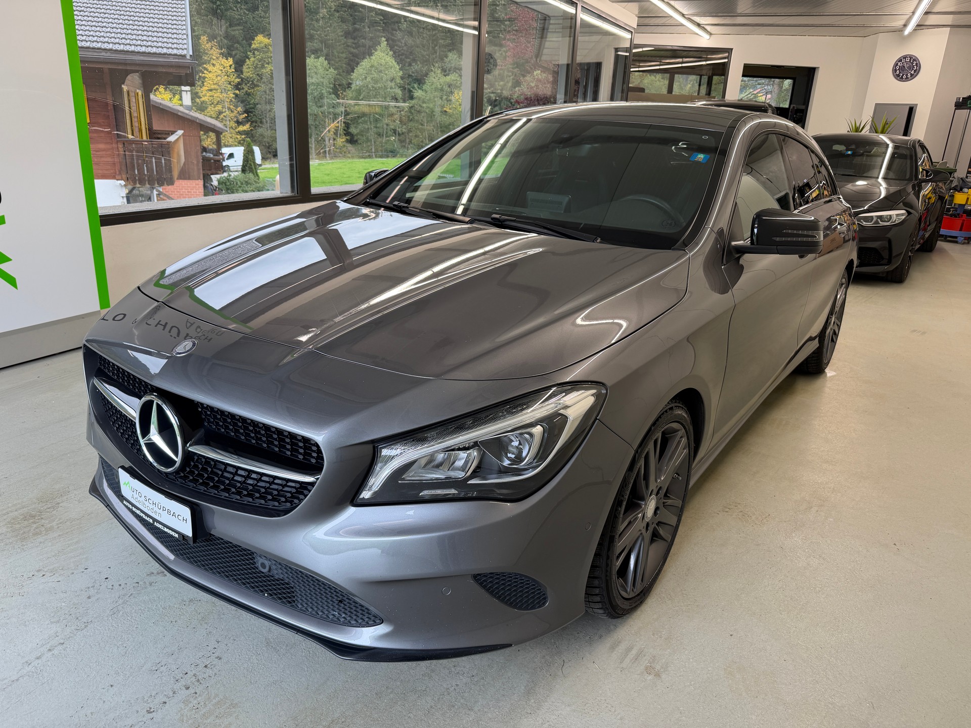 MERCEDES-BENZ CLA Shooting Brake 220 d Urban 7G-DCT-image-8