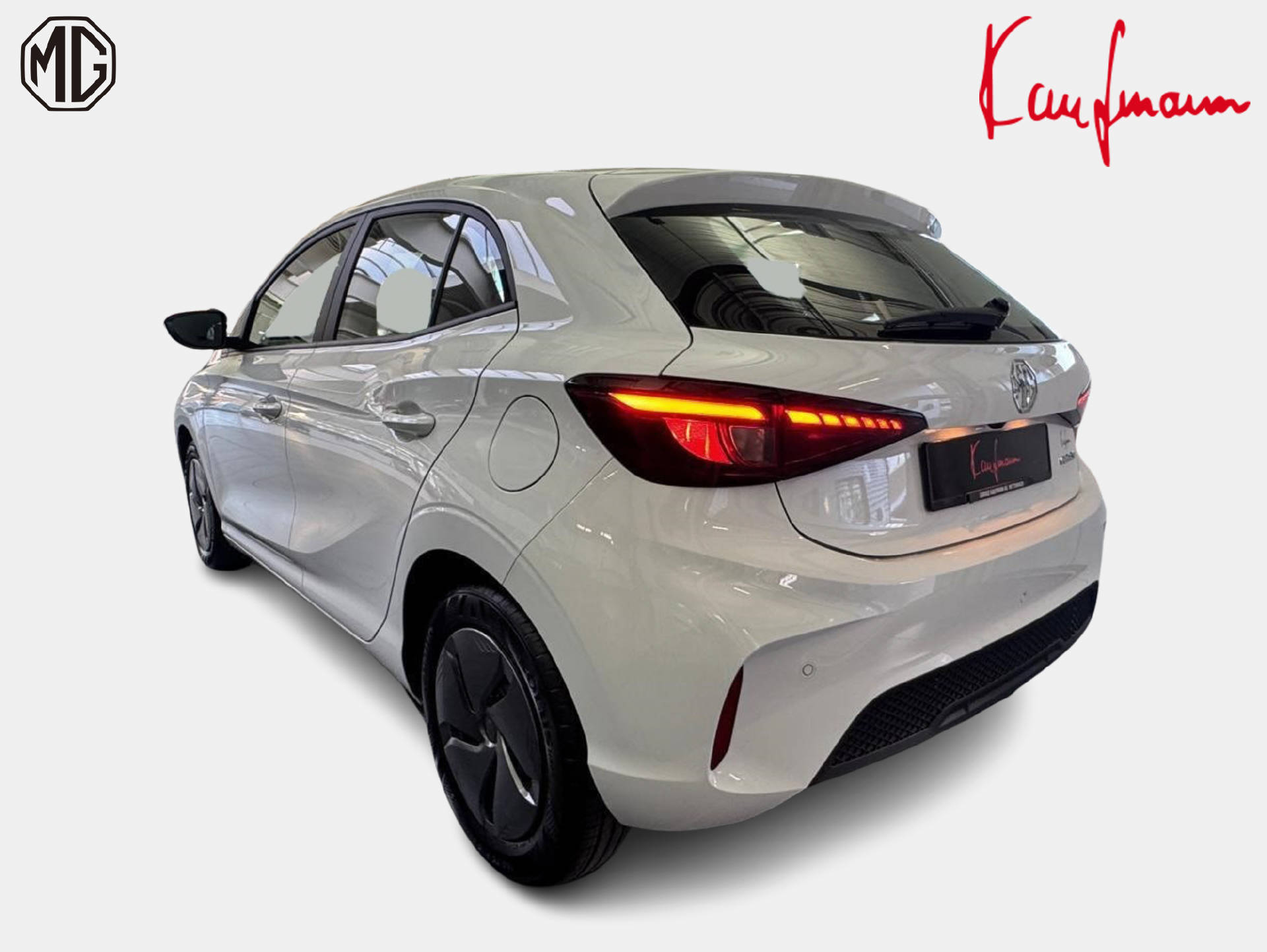 MG 3 1.5 Standard-showroom-element-3