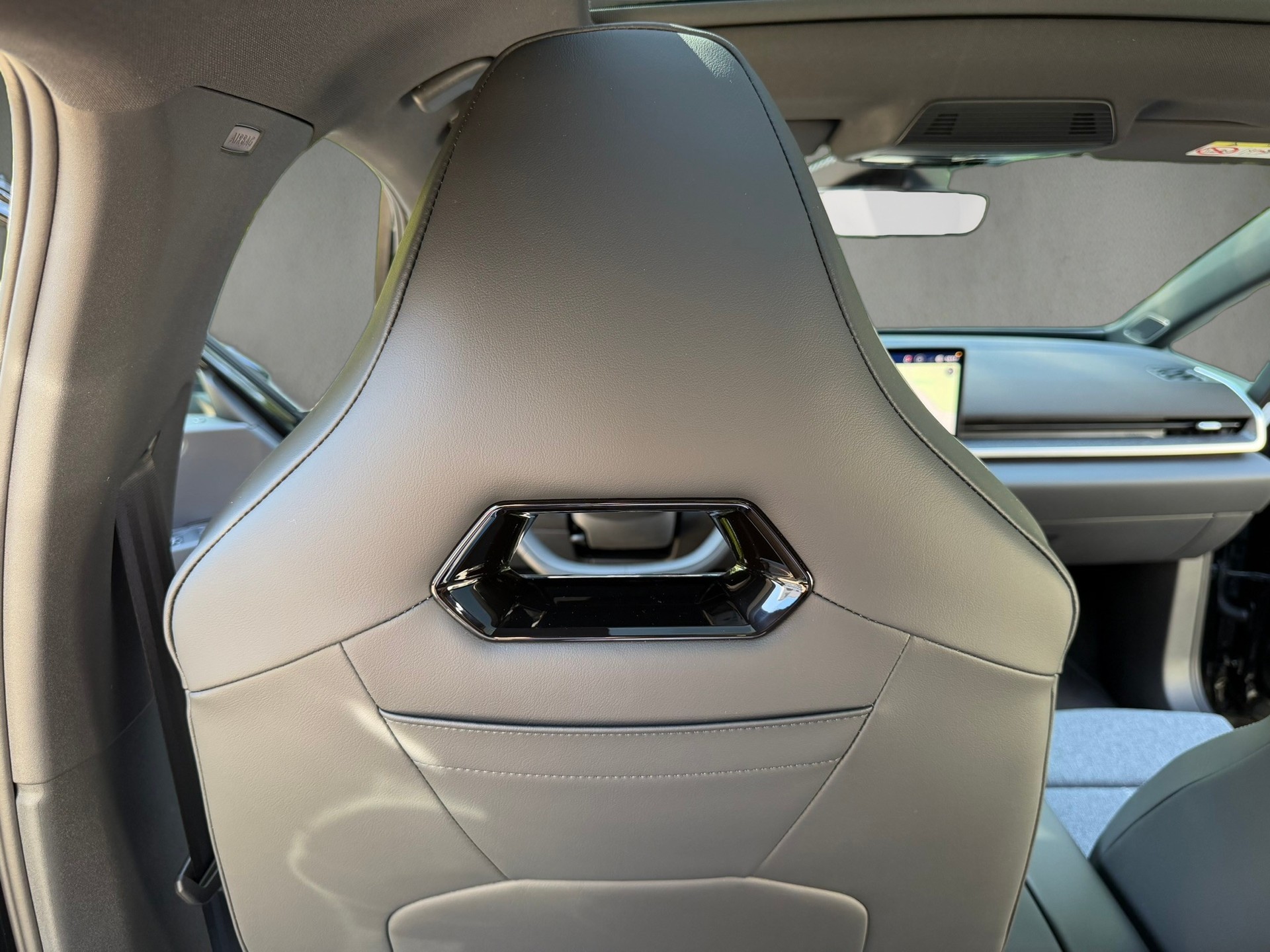 VW ID.3 Neo 79 kWh 231 PS Style-image-14