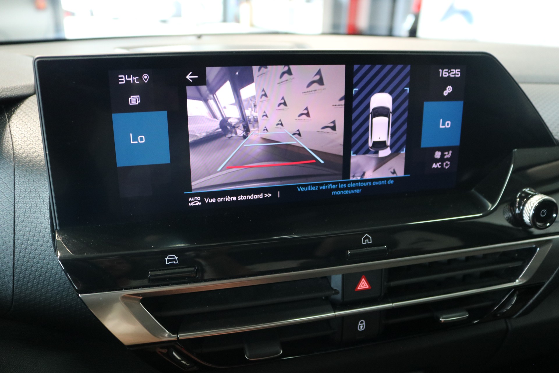 CITROEN C4 1.2 Pure Tech Shine EAT8-image-38