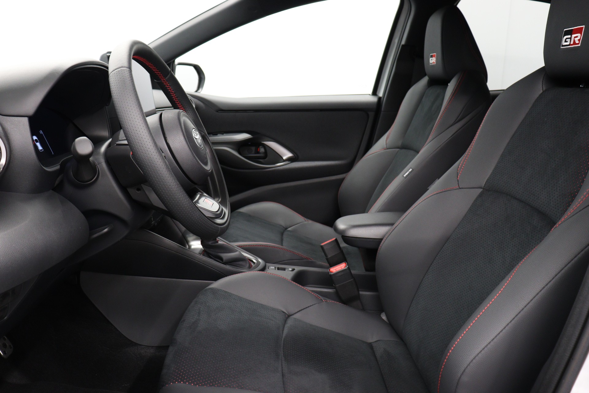 TOYOTA Yaris 1.5 VVT-i HSD GR Sport-image-5