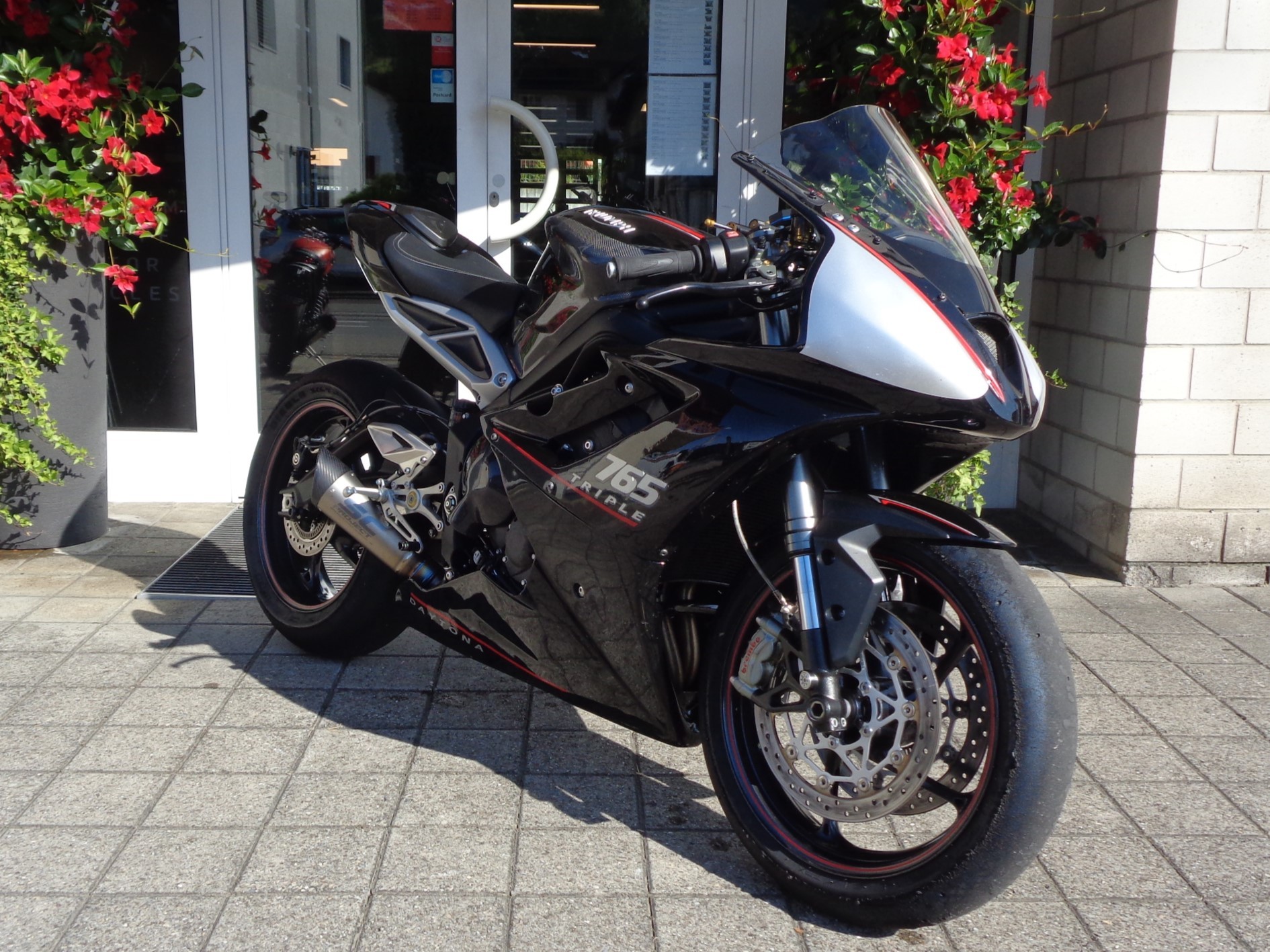TRIUMPH Street Triple RS 765 ABS-image-2