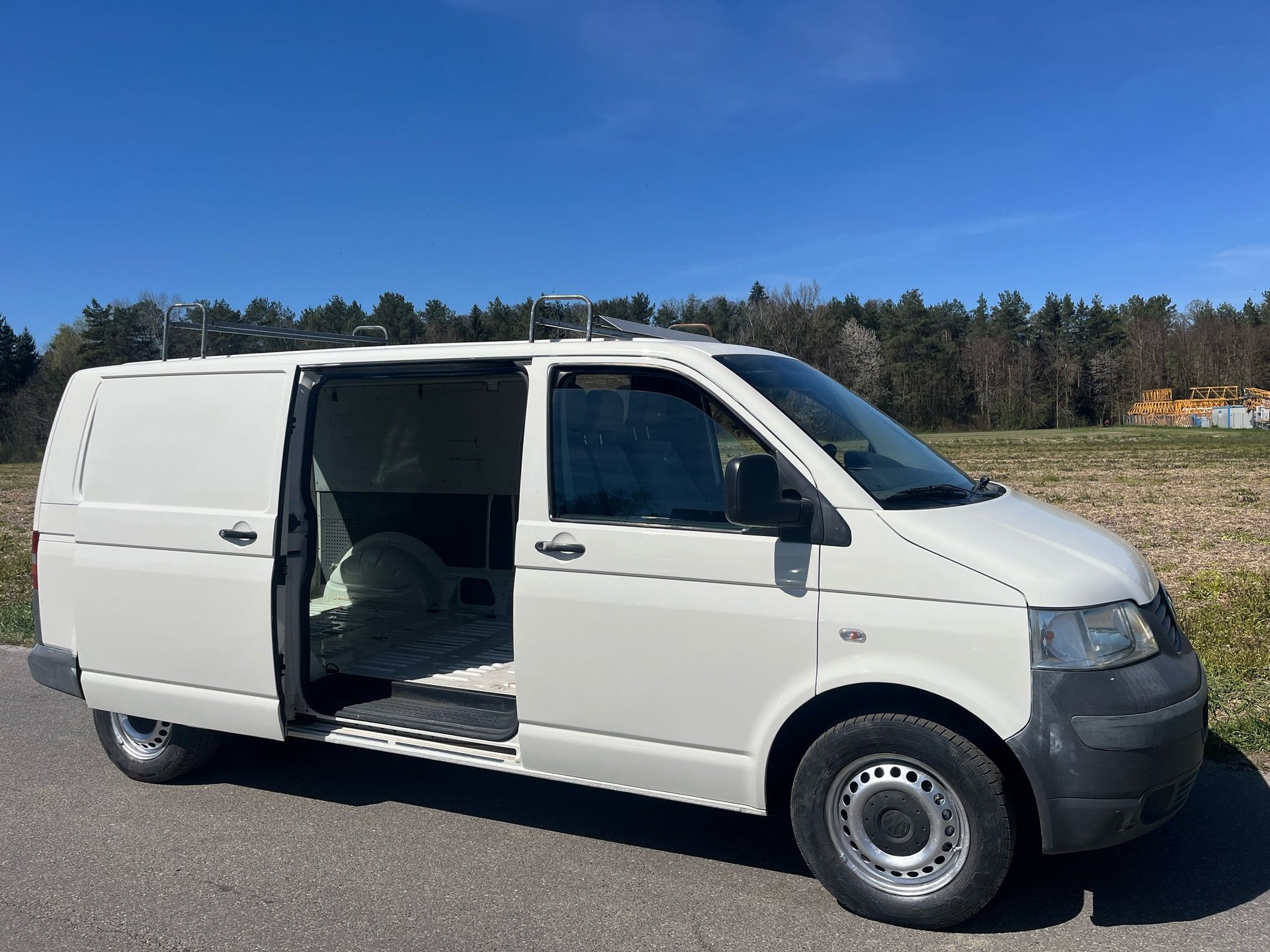 VW T5 2.5 TDI PD 4MOTION-image-2
