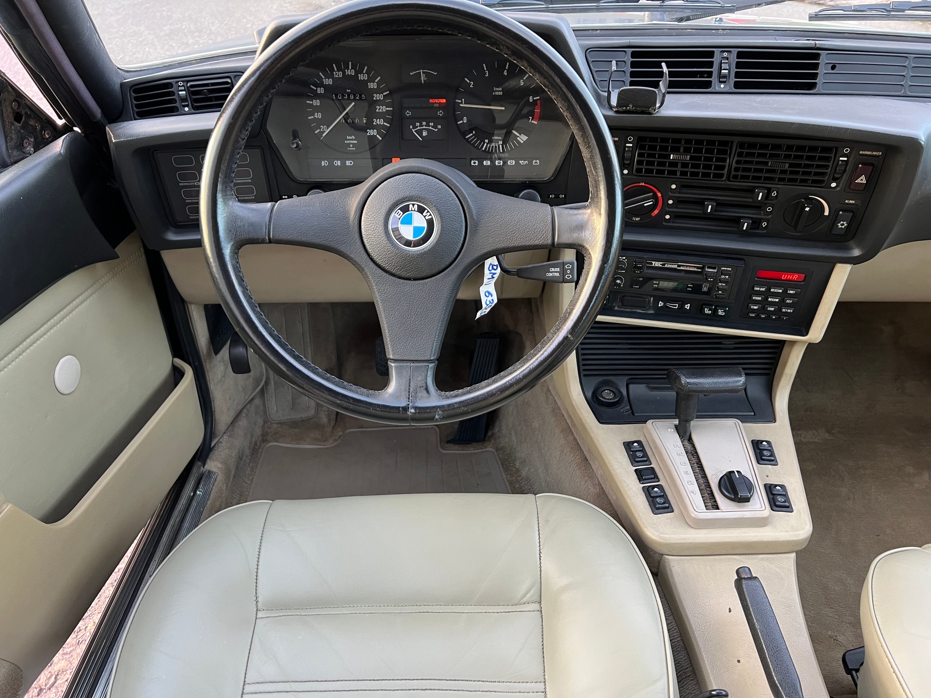 BMW 635CSi A-image-12