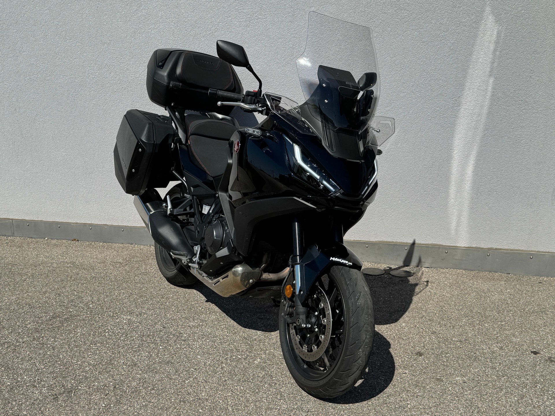 HONDA NT 1100-image-2