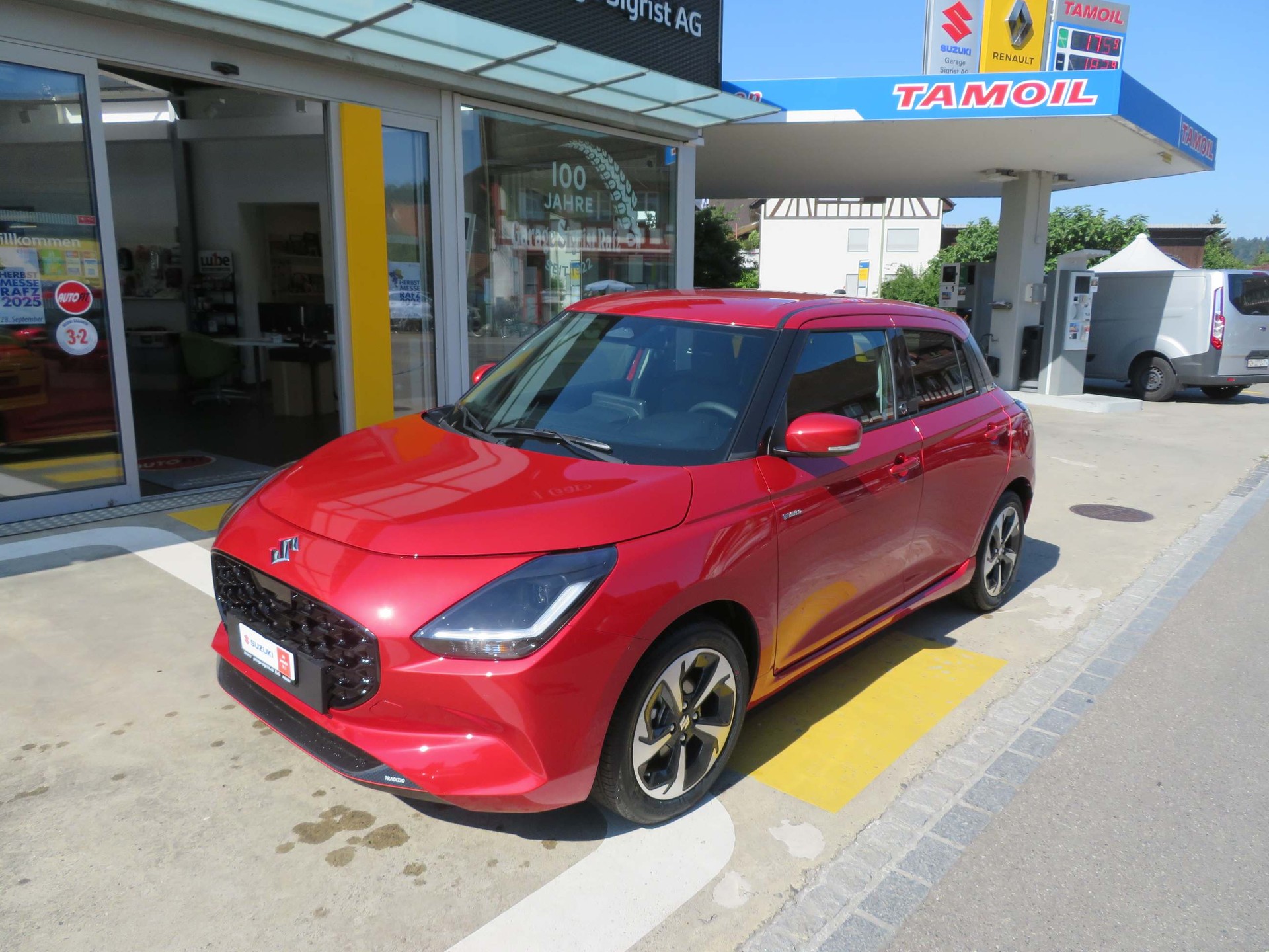 SUZUKI Swift 1.2 Tradizio Top Hybrid-showroom-element-1