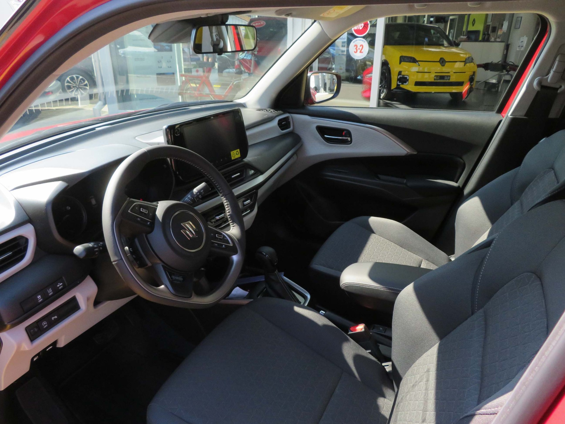 SUZUKI Swift 1.2 Tradizio Top Hybrid-image-7