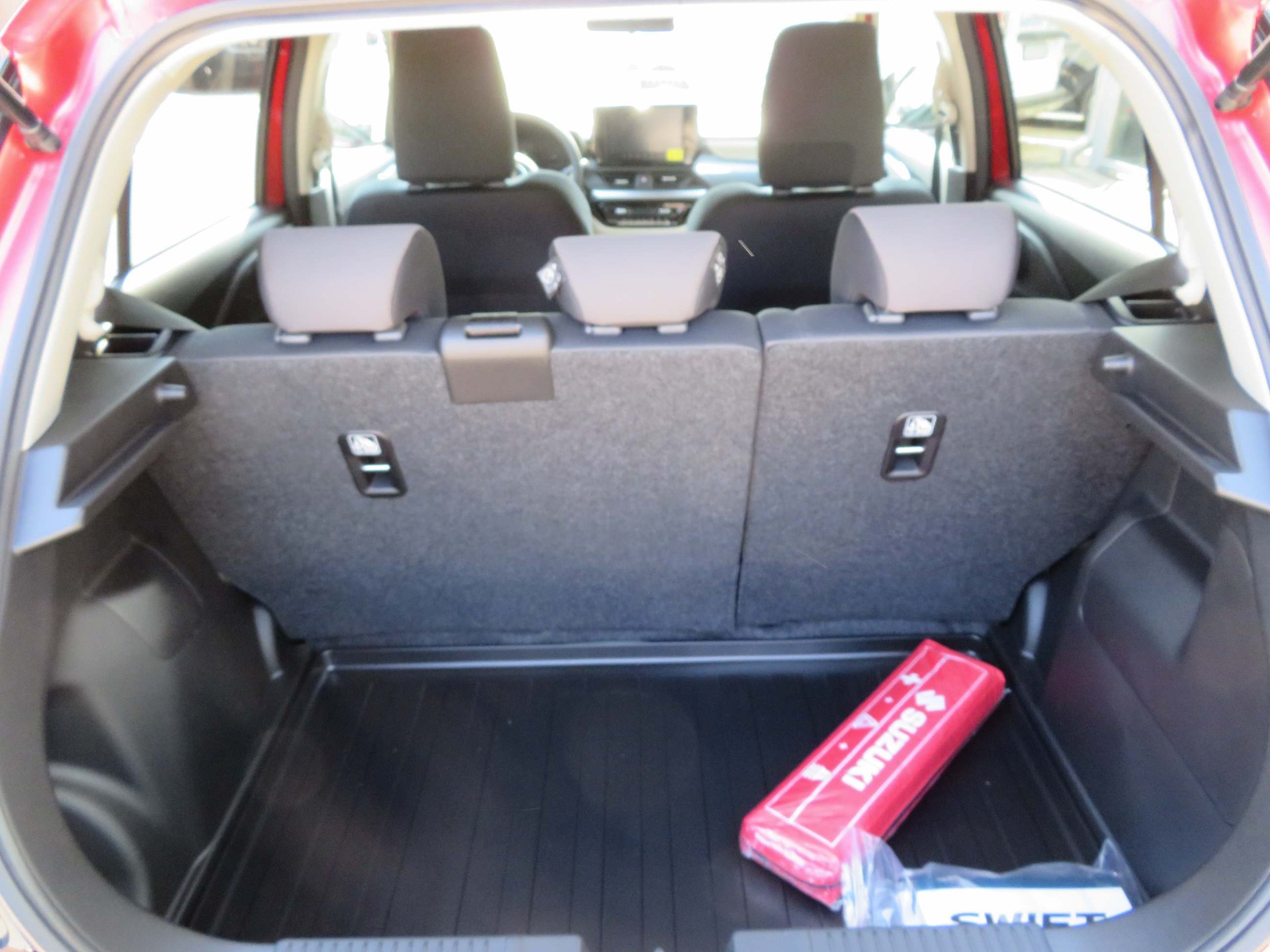 SUZUKI Swift 1.2 Tradizio Top Hybrid-image-10