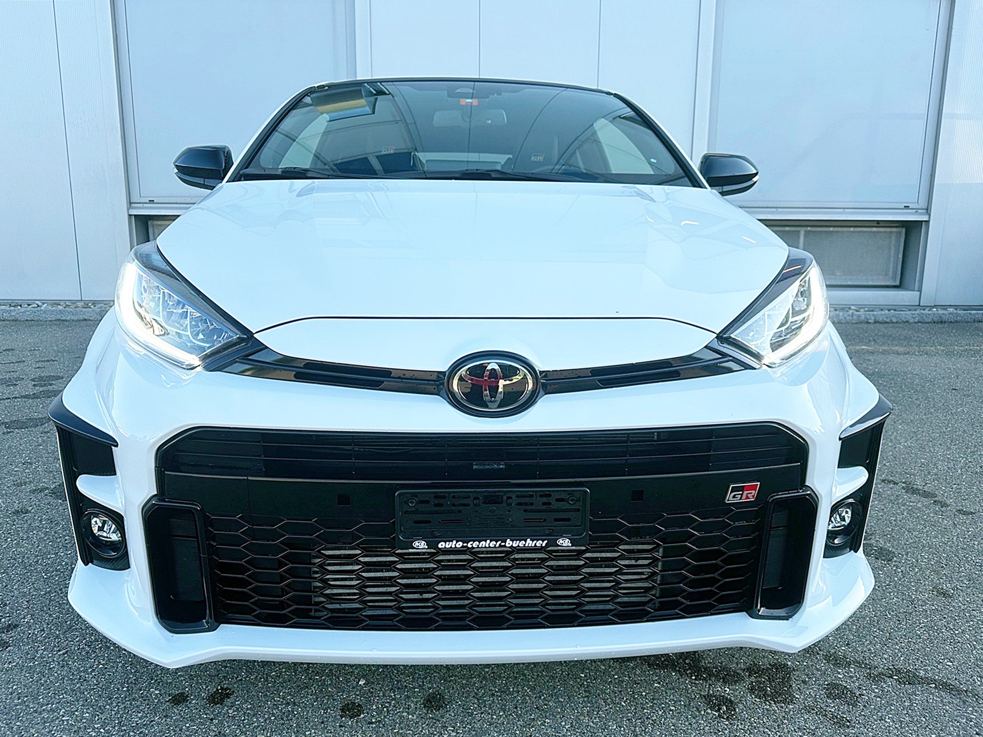 TOYOTA Yaris 1.6 GR Sport-image-3