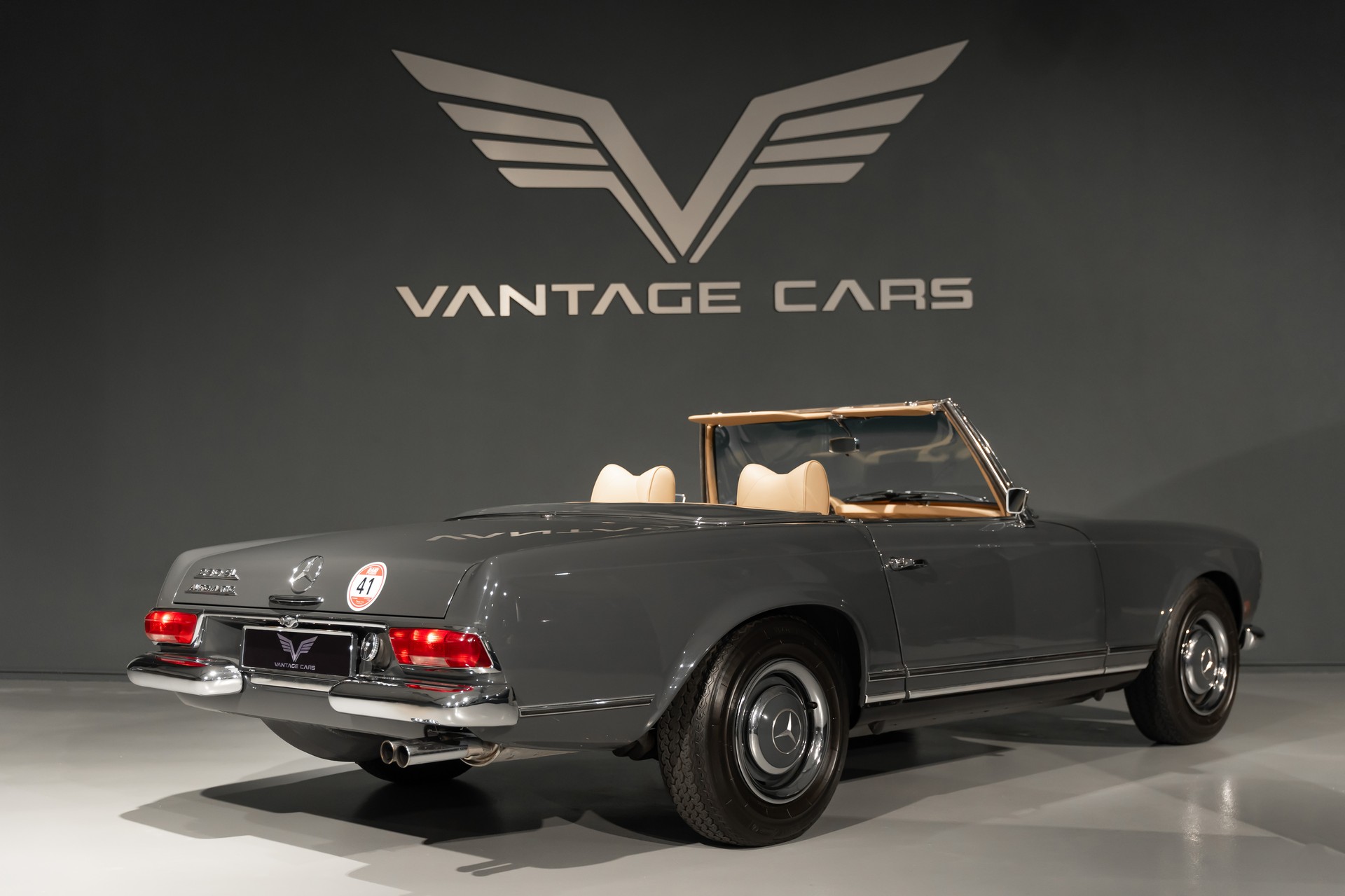 MERCEDES-BENZ SL 230 Pagode-showroom-element-2