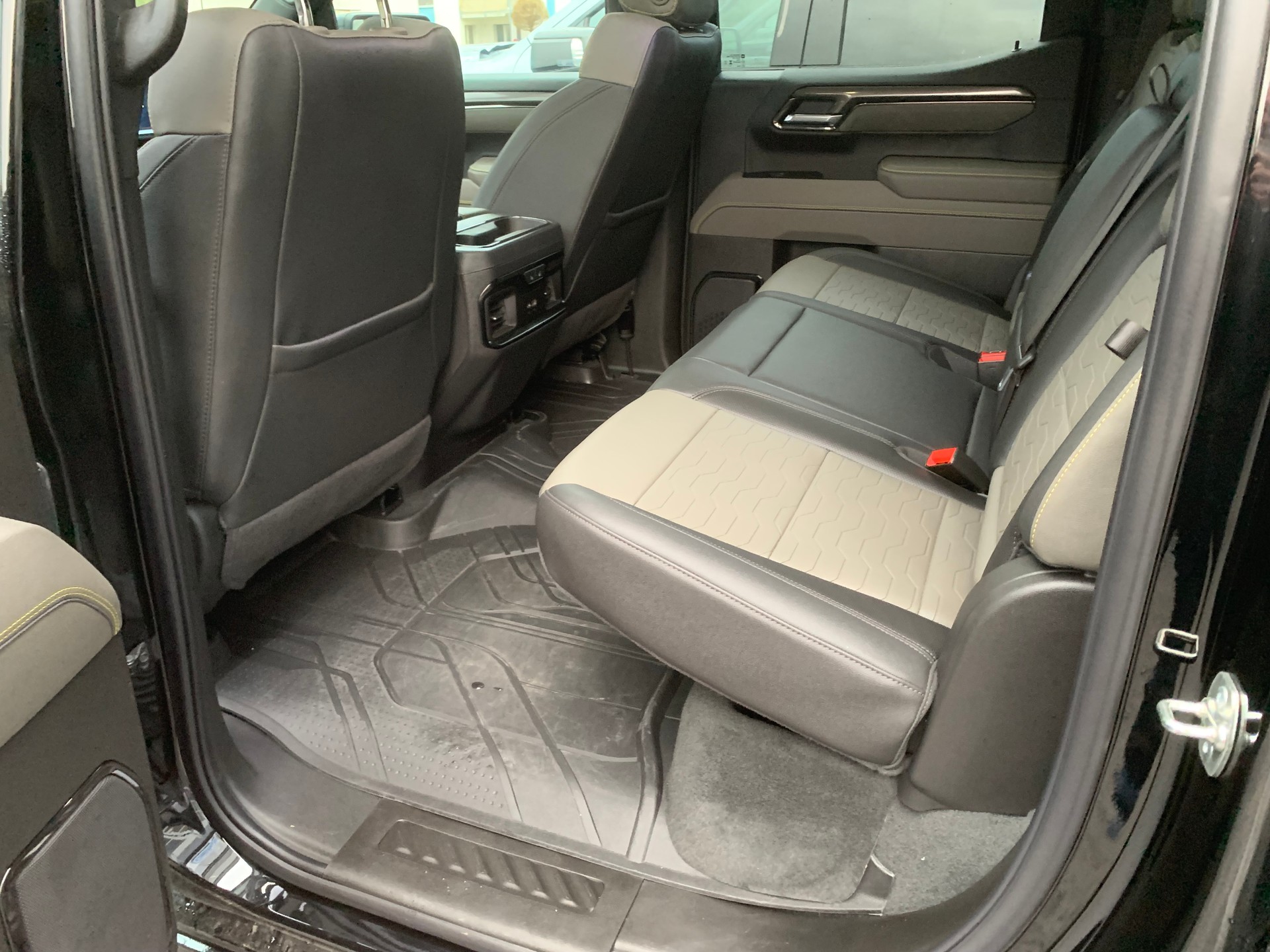 CHEVROLET Silverado Crew Cab 1500 ZR2 6.2l V8 4WD MY25-image-6