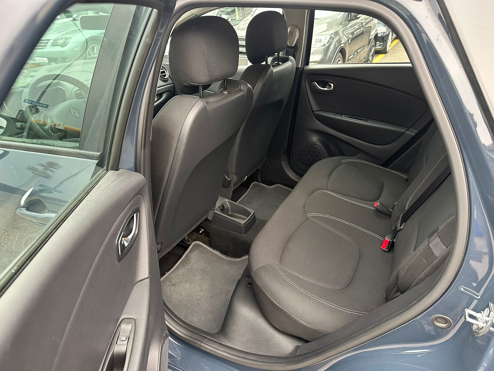 RENAULT Captur 0.9 12V Life-image-9