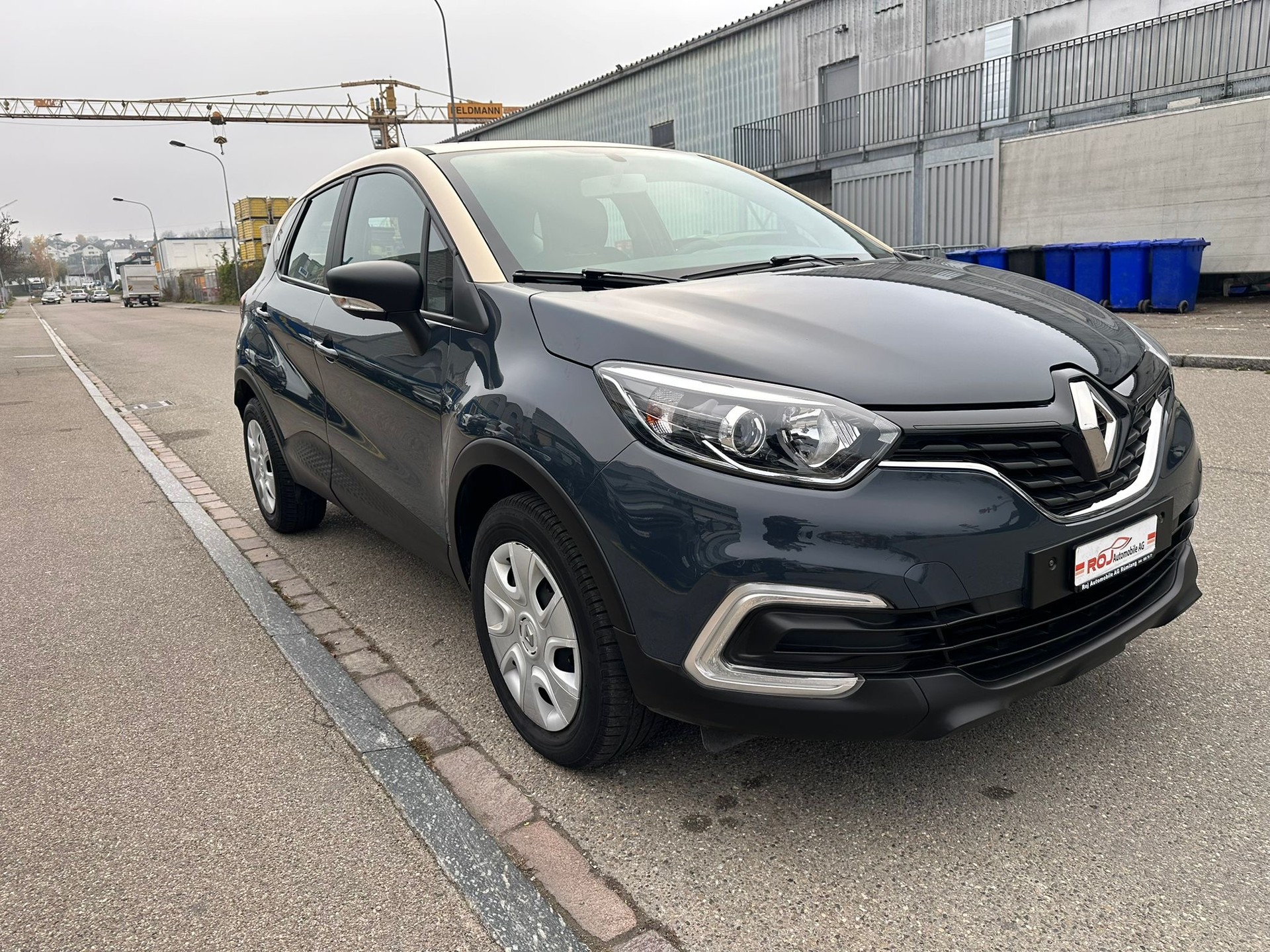 RENAULT Captur 0.9 12V Life-showroom-element-3