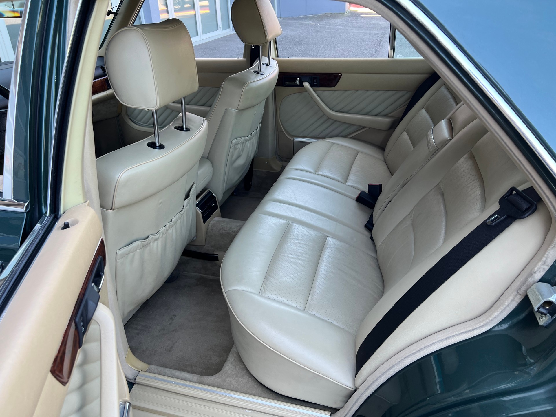MERCEDES-BENZ 300 SE VETERAN-image-11