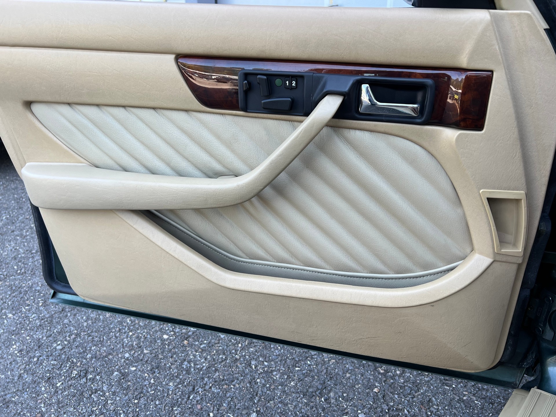 MERCEDES-BENZ 300 SE VETERAN-image-22