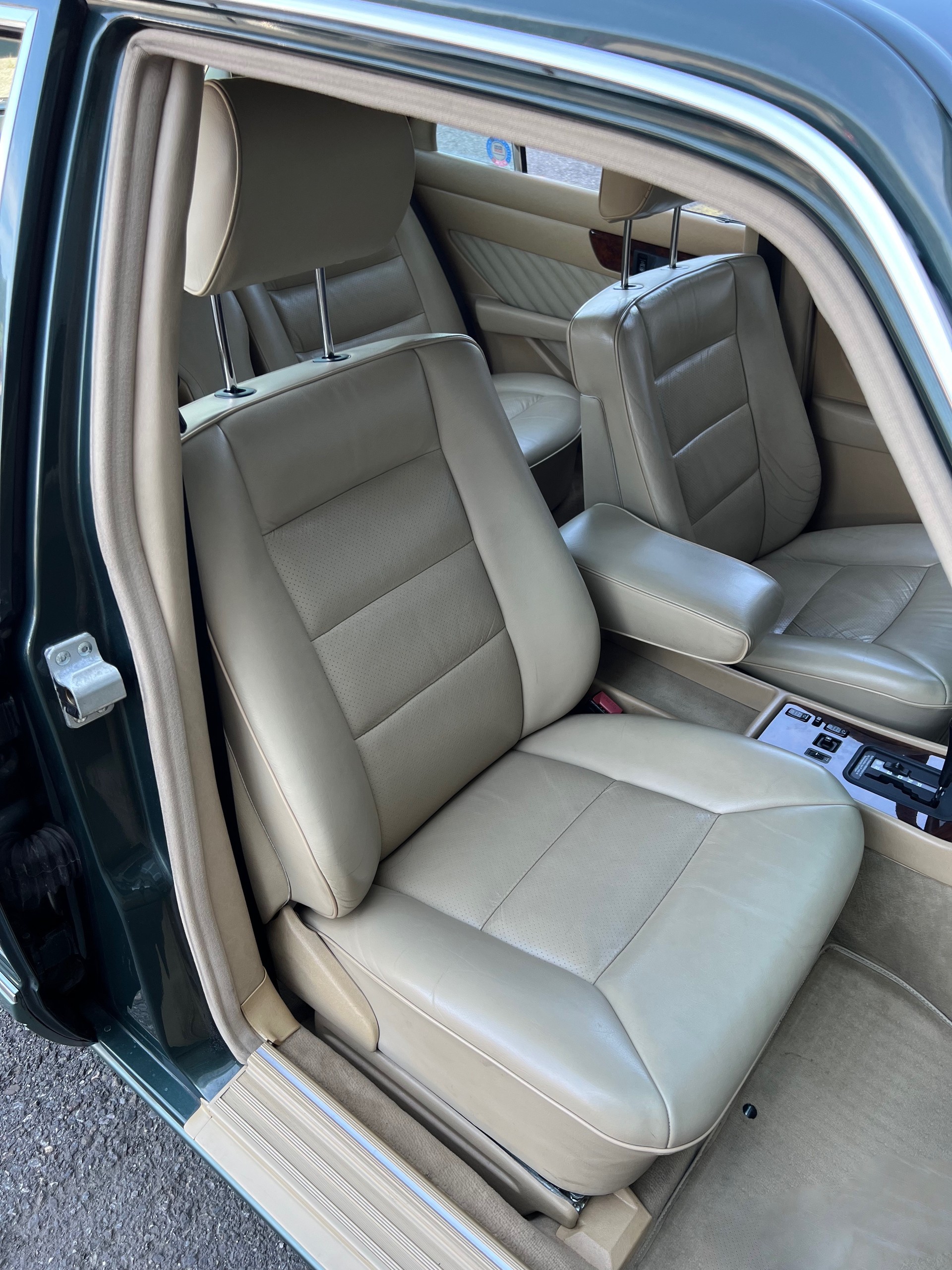 MERCEDES-BENZ 300 SE VETERAN-image-16
