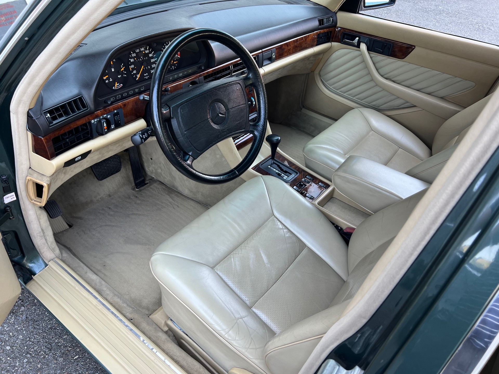 MERCEDES-BENZ 300 SE VETERAN-image-8