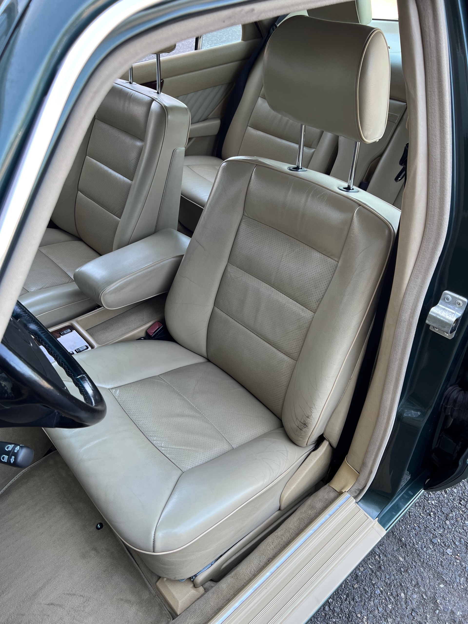 MERCEDES-BENZ 300 SE VETERAN-image-10