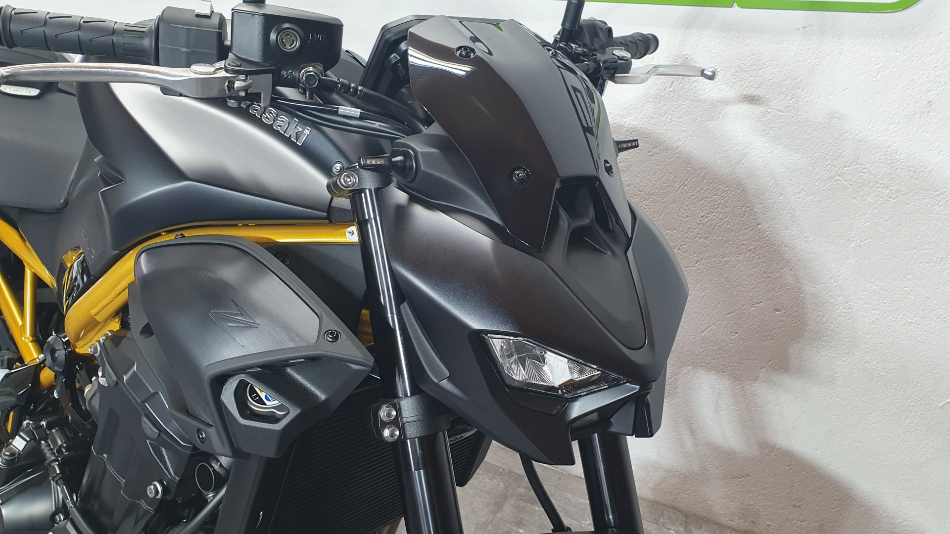 KAWASAKI Z 900-image-2
