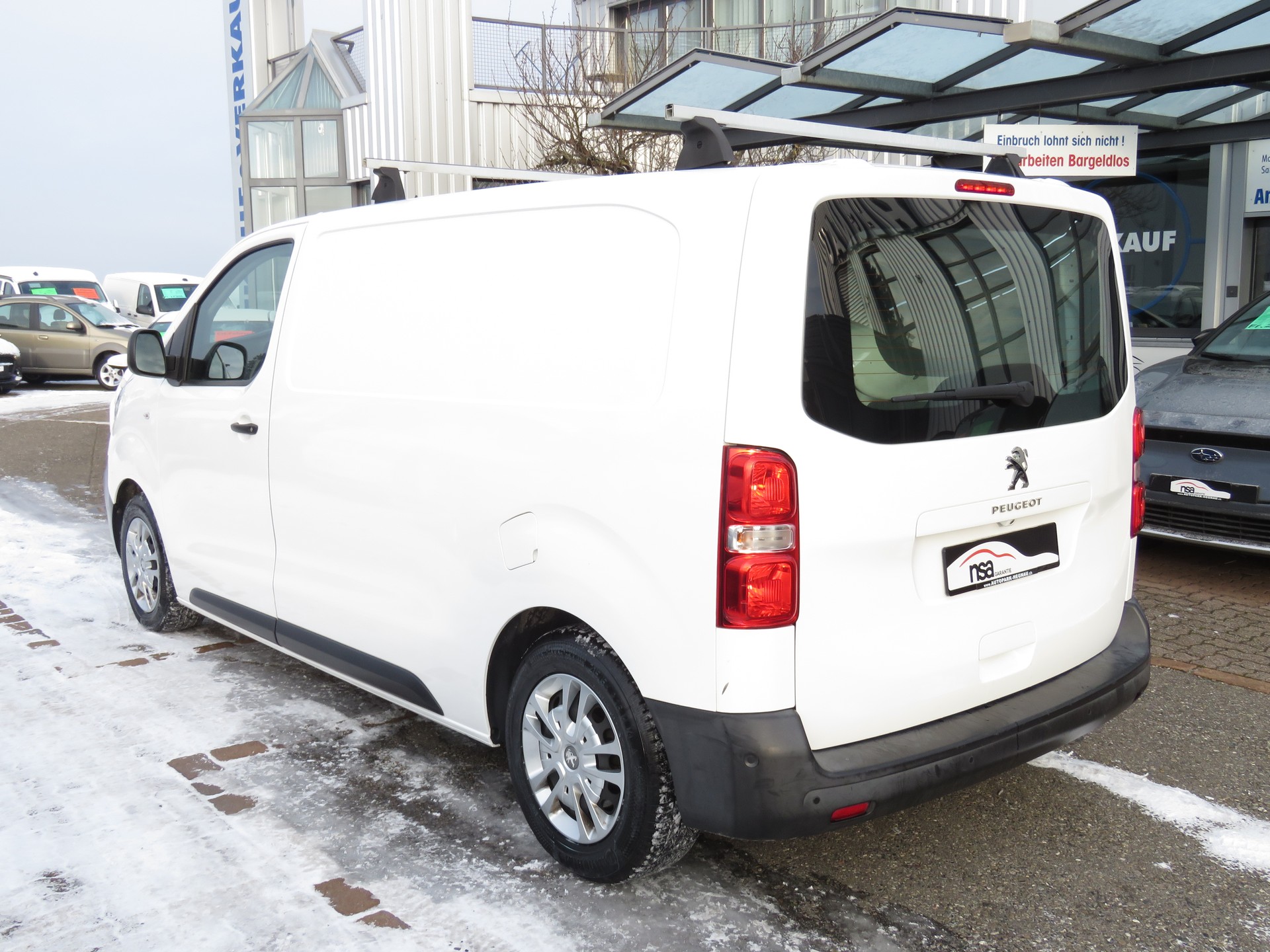 PEUGEOT Expert 2.0 BlueHDi 150 S&S Premium Standard-image-5