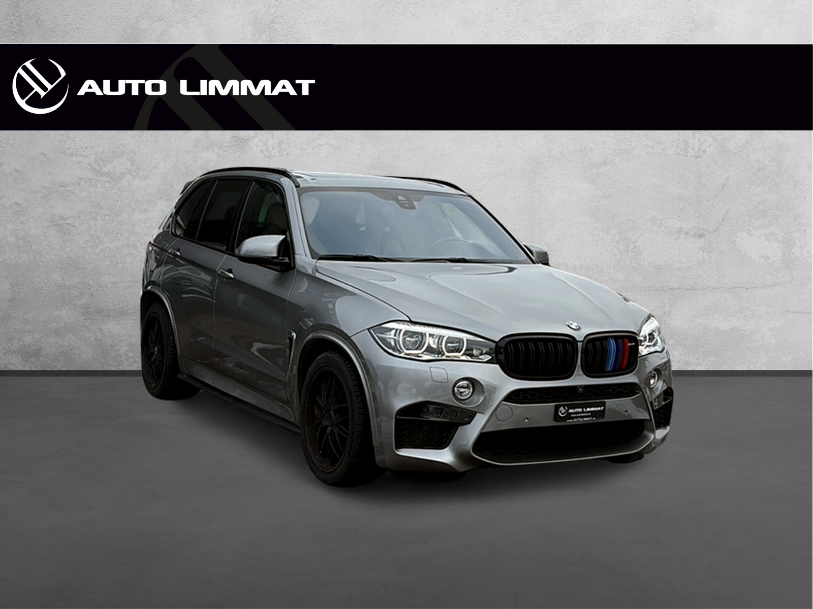 BMW X5M Steptronic-showroom-element-1