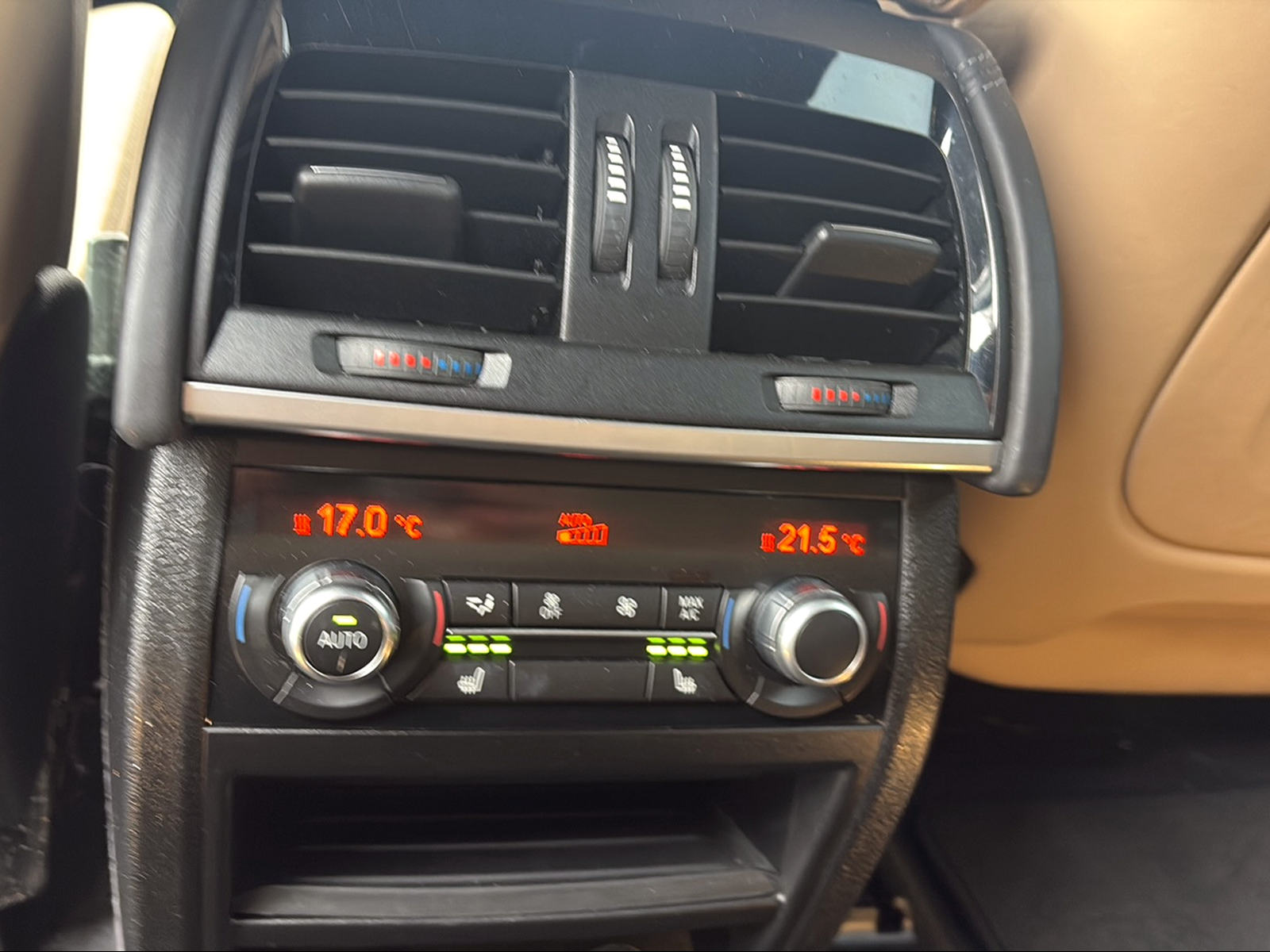 BMW X5M Steptronic-image-9