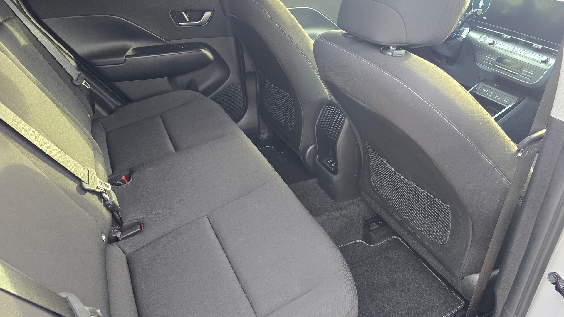 HYUNDAI Kona 1.6 T-GDi Origo 4WD DCT-image-4