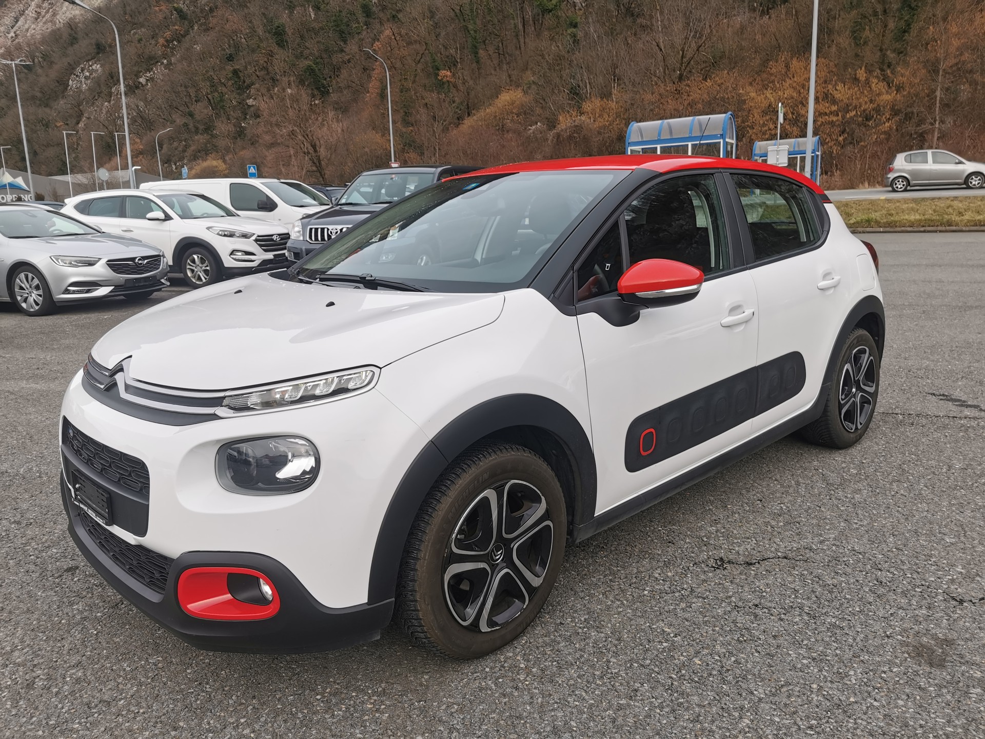 CITROEN C3 1.2i Shine EAT