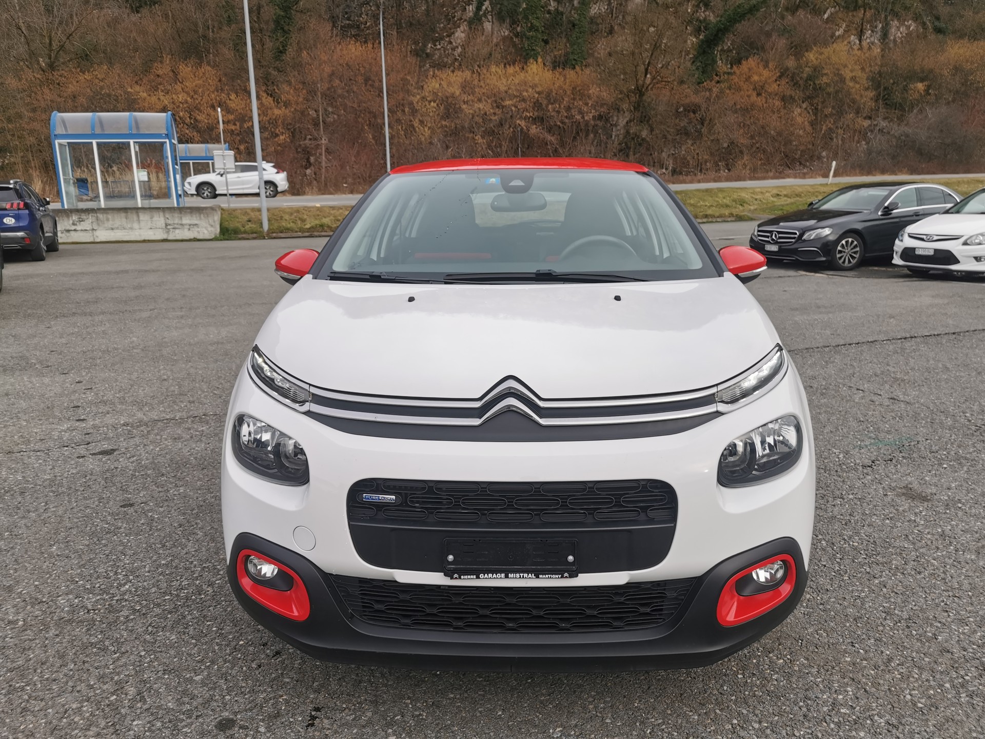 CITROEN C3 1.2i Shine EAT-image-2