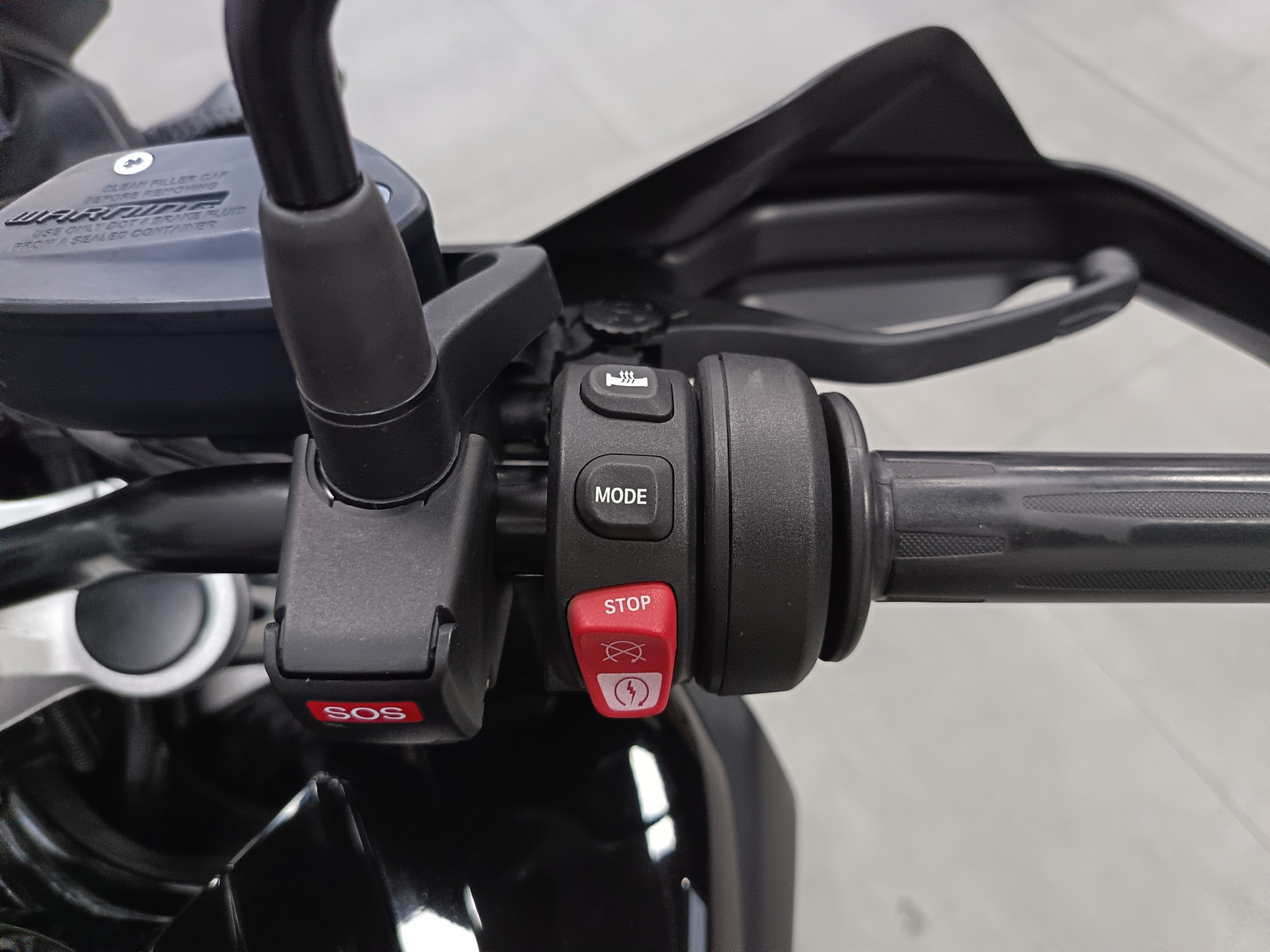 BMW F 750 GS Triple Black ***Bridable A2***-image-7