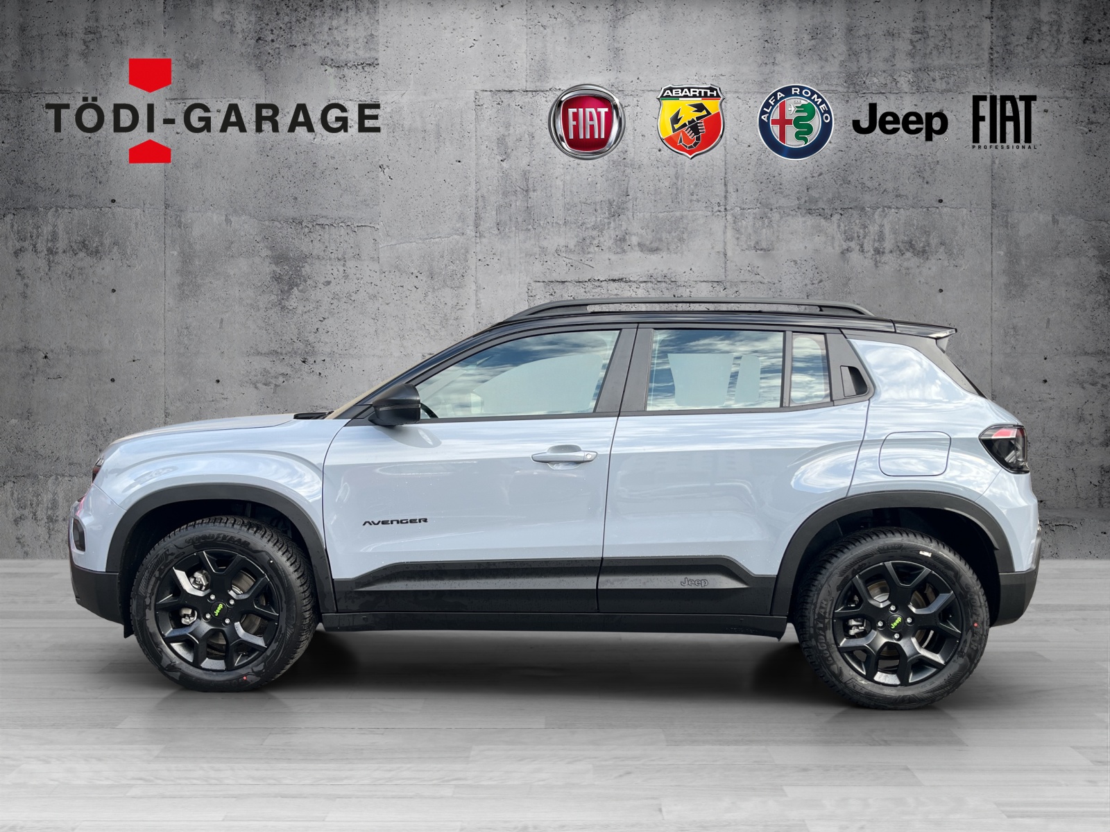JEEP Avenger 1.2 MHEV Upland Pack Plus 4xe-showroom-element-2