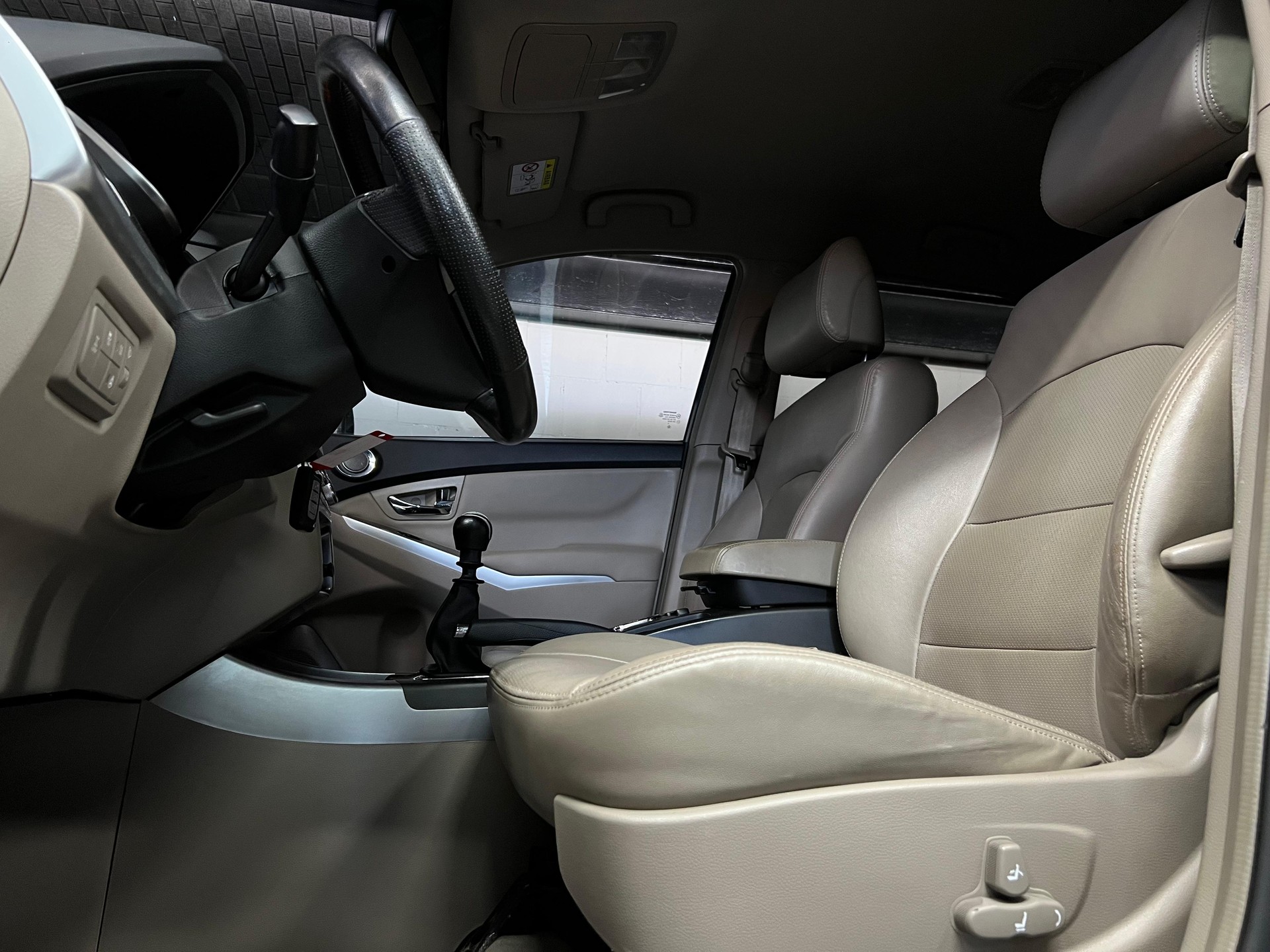 KGM-SsangYong Korando 2.0 e-XDI Sapphire 4WD-image-7