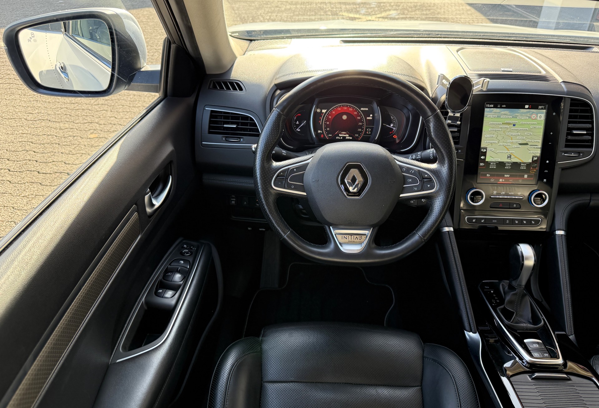 RENAULT Koleos 2.0 dCi Initiale Paris 4x4 Xtronic CVT-image-11