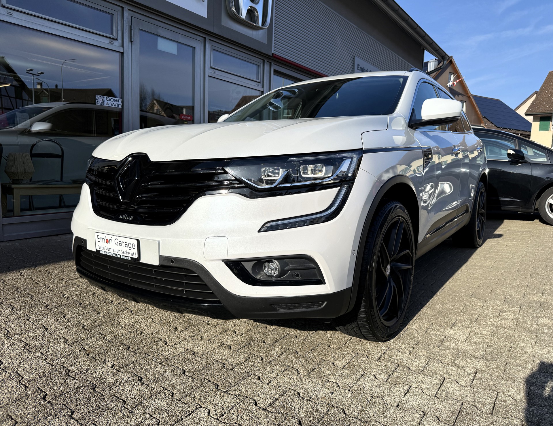 RENAULT Koleos 2.0 dCi Initiale Paris 4x4 Xtronic CVT-image-3