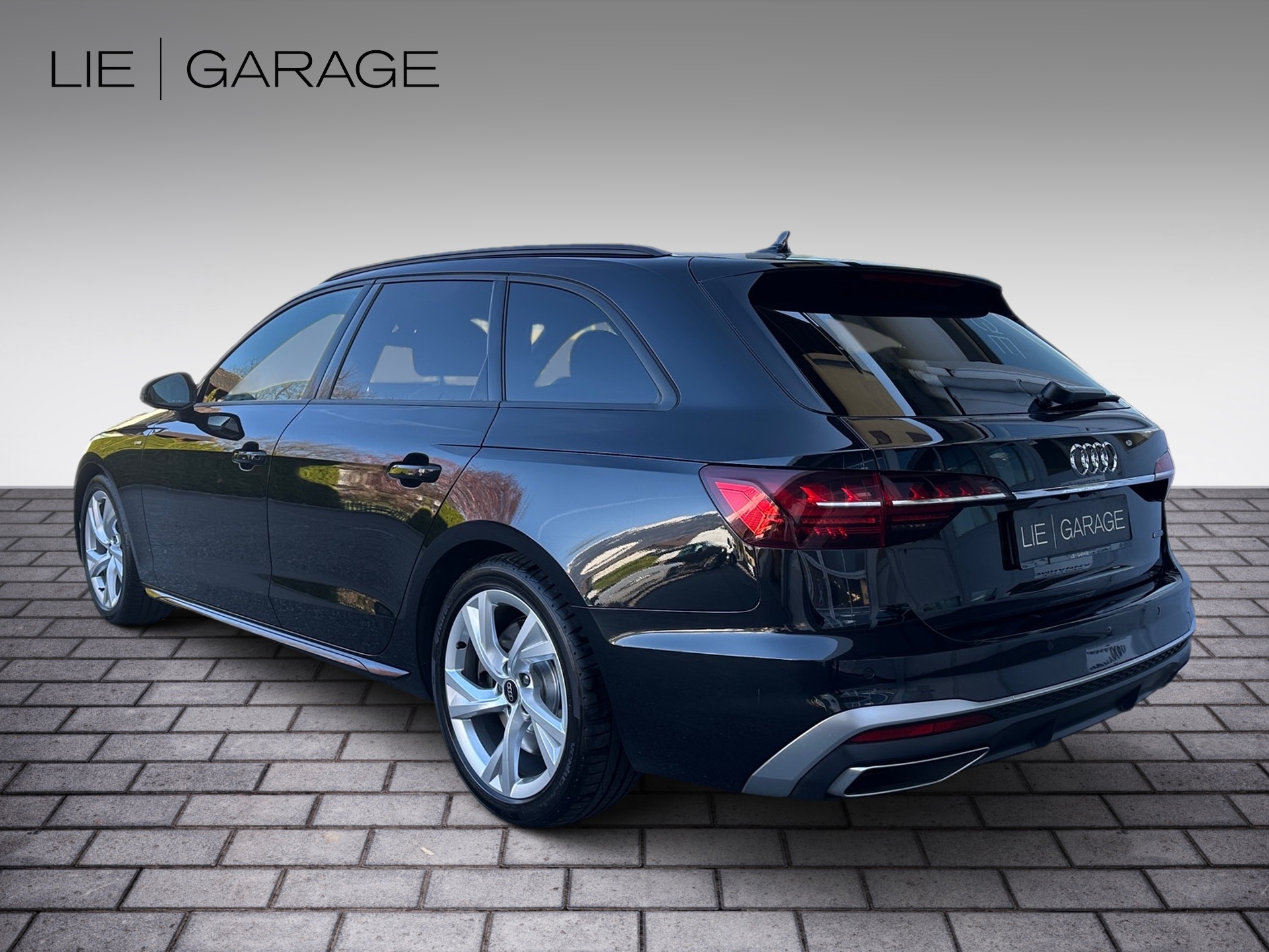 AUDI A4 Avant 45 TFSI S line S-tronic quattro-showroom-element-3