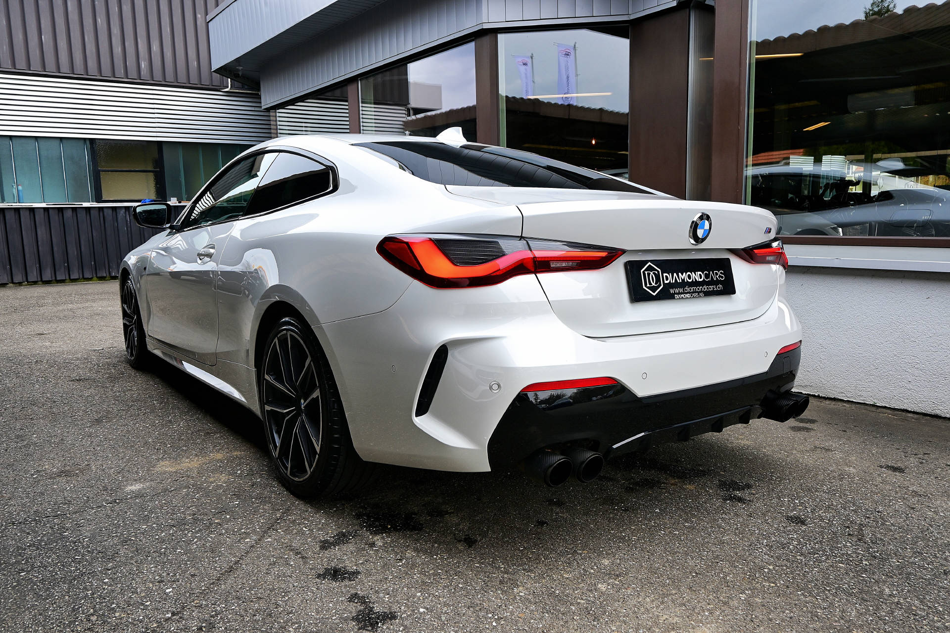 BMW M440i xDrive Coupé *Head up Display*Harman Kardon*Driving Assistant*-image-5