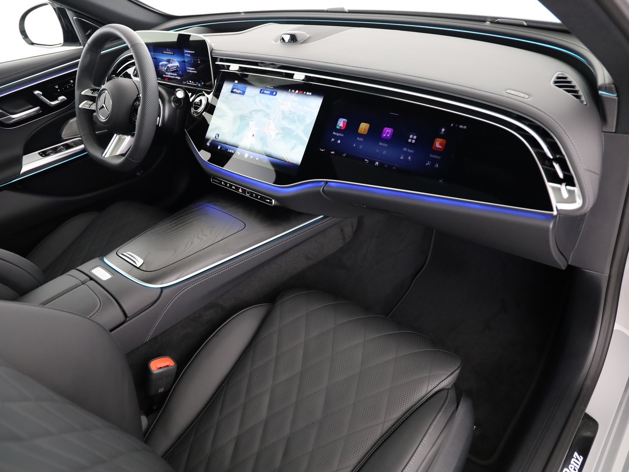 MERCEDES-BENZ E 400 e 4Matic EQ Hybrid 9G-Tronic-image-9